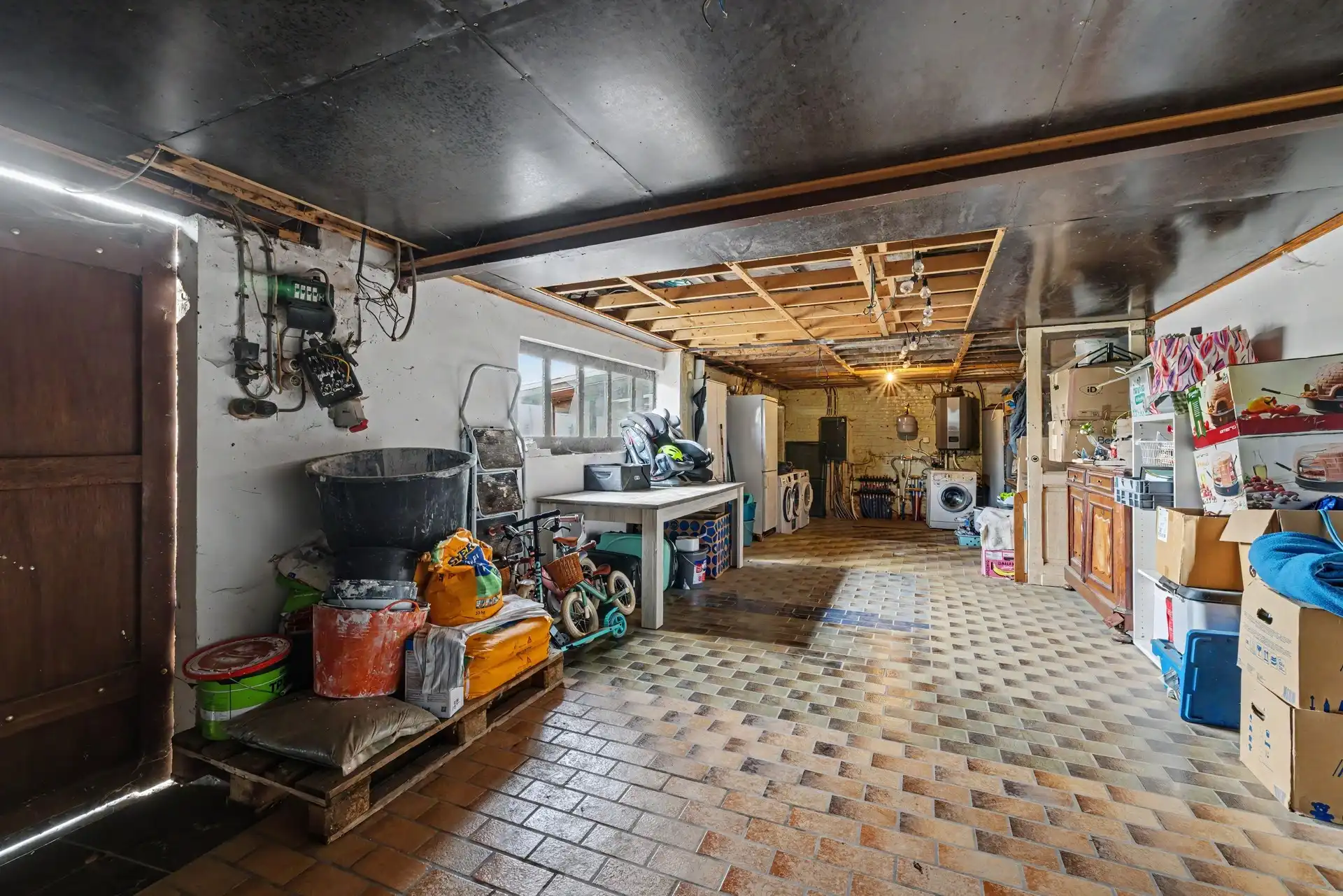 Charmante, gerenoveerde gezinswoning met hedendaagse loods van 400m²  foto 31
