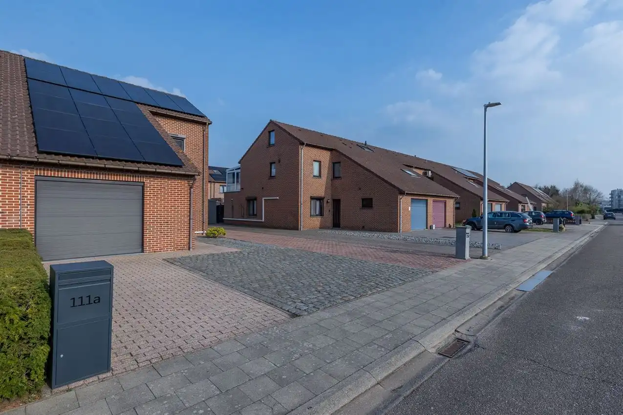 Gelijkvloerse woning EPC B met inpandige garage en gezellige tuin foto 25