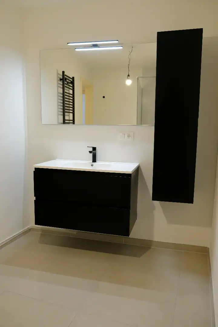 Recent opgefrist appartement met 2 slaapkamers centrum Zottegem foto 12
