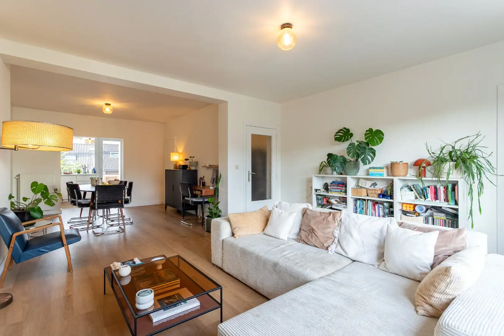 Energiezuinig appartement met 1 slpk te Halle foto {{pictureIndex}}