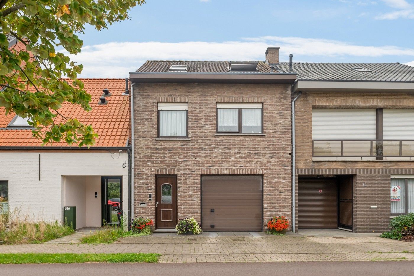 Te renoveren bel-etagewoning met 3 slpk., inpandige garage en tuin foto 27