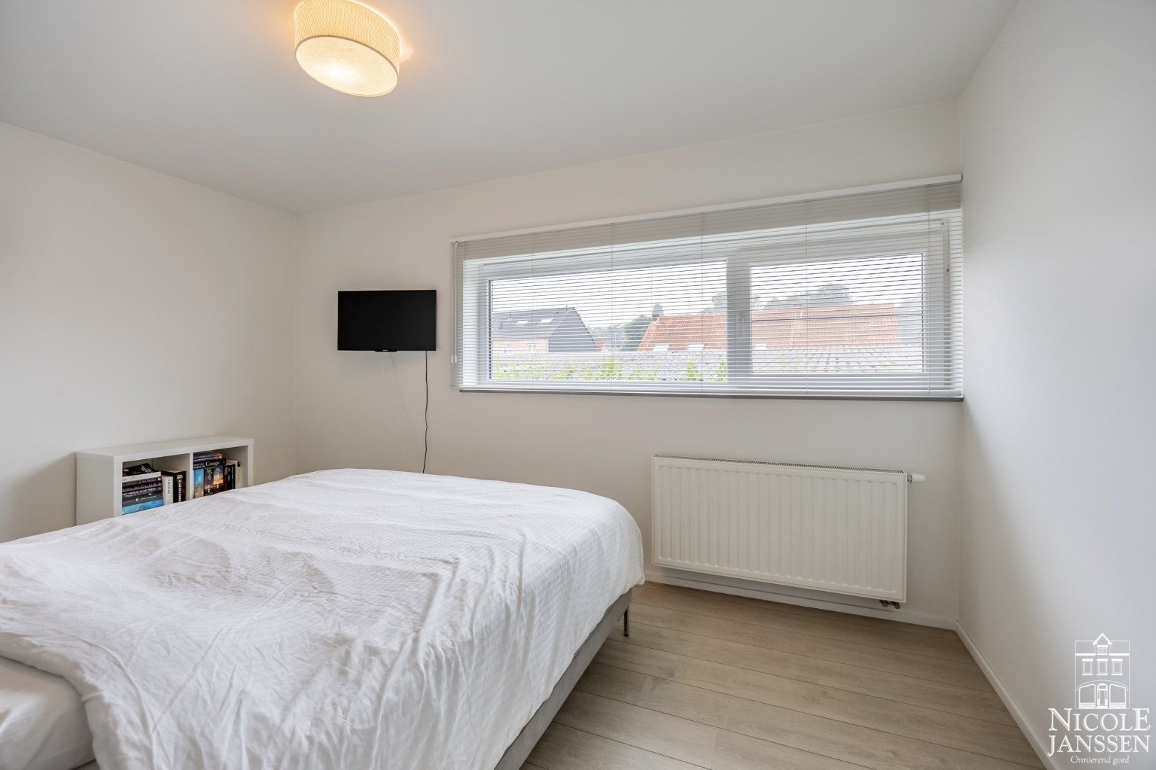 Moderne halfopen nieuwbouwwoning met drie slaapkamers  foto 18