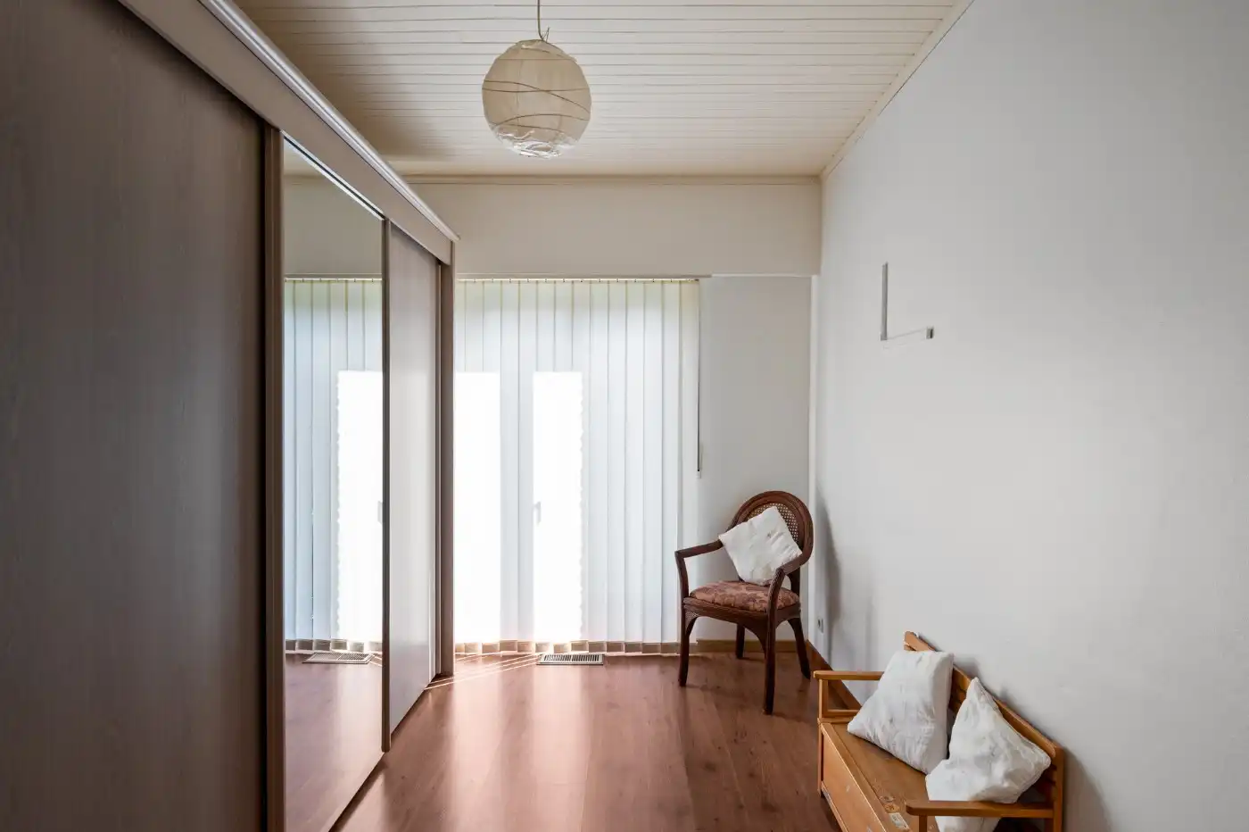 Instapklare, vrijstaande woning met 4 slpk., garage en grote tuin foto 16