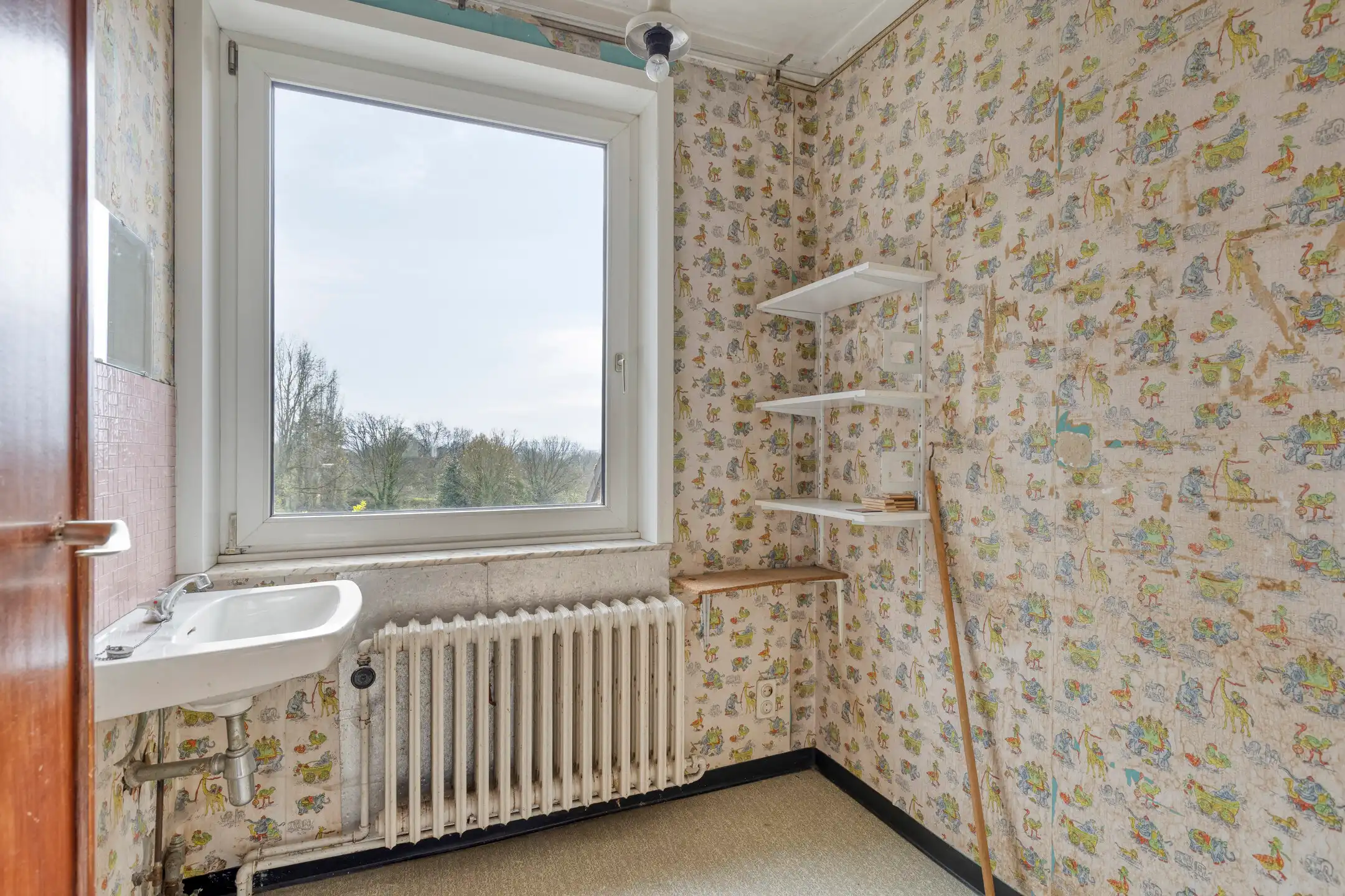 🏠 RUIME BEL-ETAGE MET ENORM POTENTIEEL  foto 12