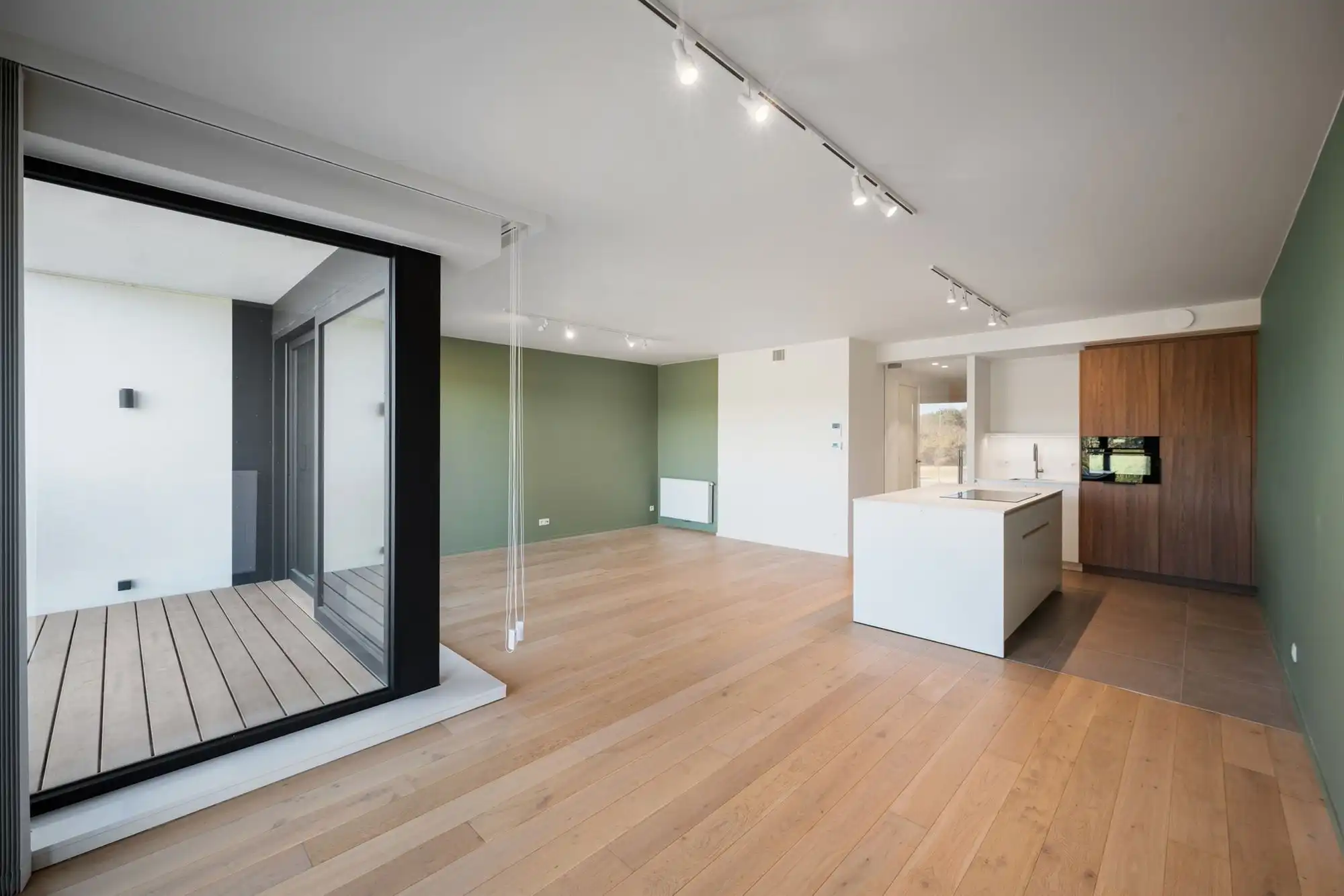 Luxueus (quasi nieuw) appartement vlakbij het strand!  foto 6
