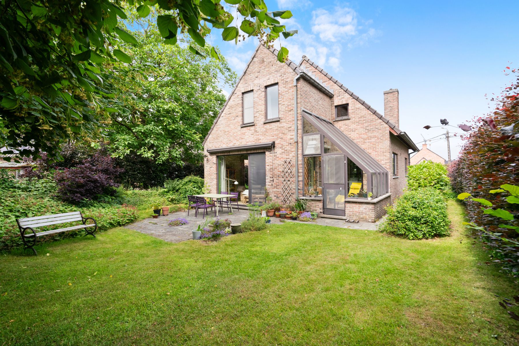 Open bebouwing met 5 slaapkamers en prachtige tuin  foto 19