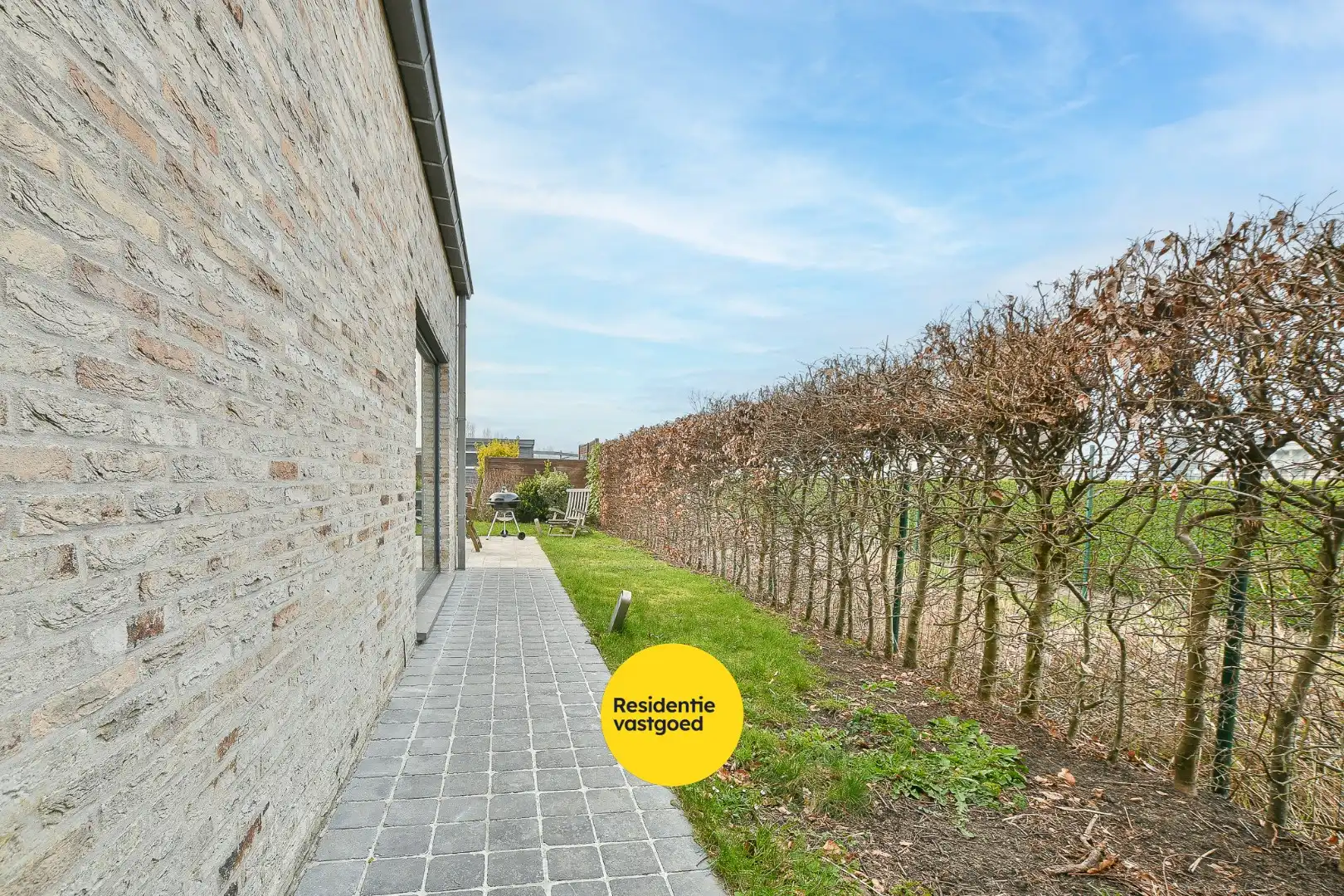 Instapklare halfopen woning met 3 slaapkamers en zonnige tuin in Vosseslag, vlakbij bos en duinen foto 23