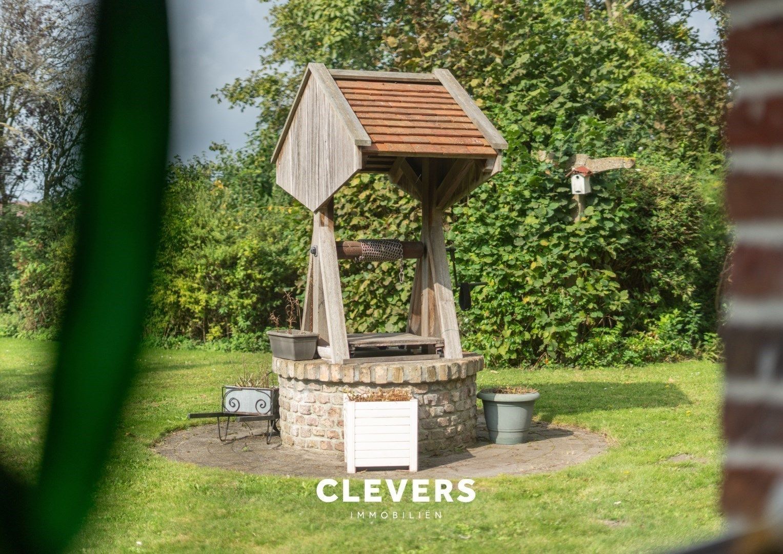 Exclusieve hoeve met betoverende tuin foto 4