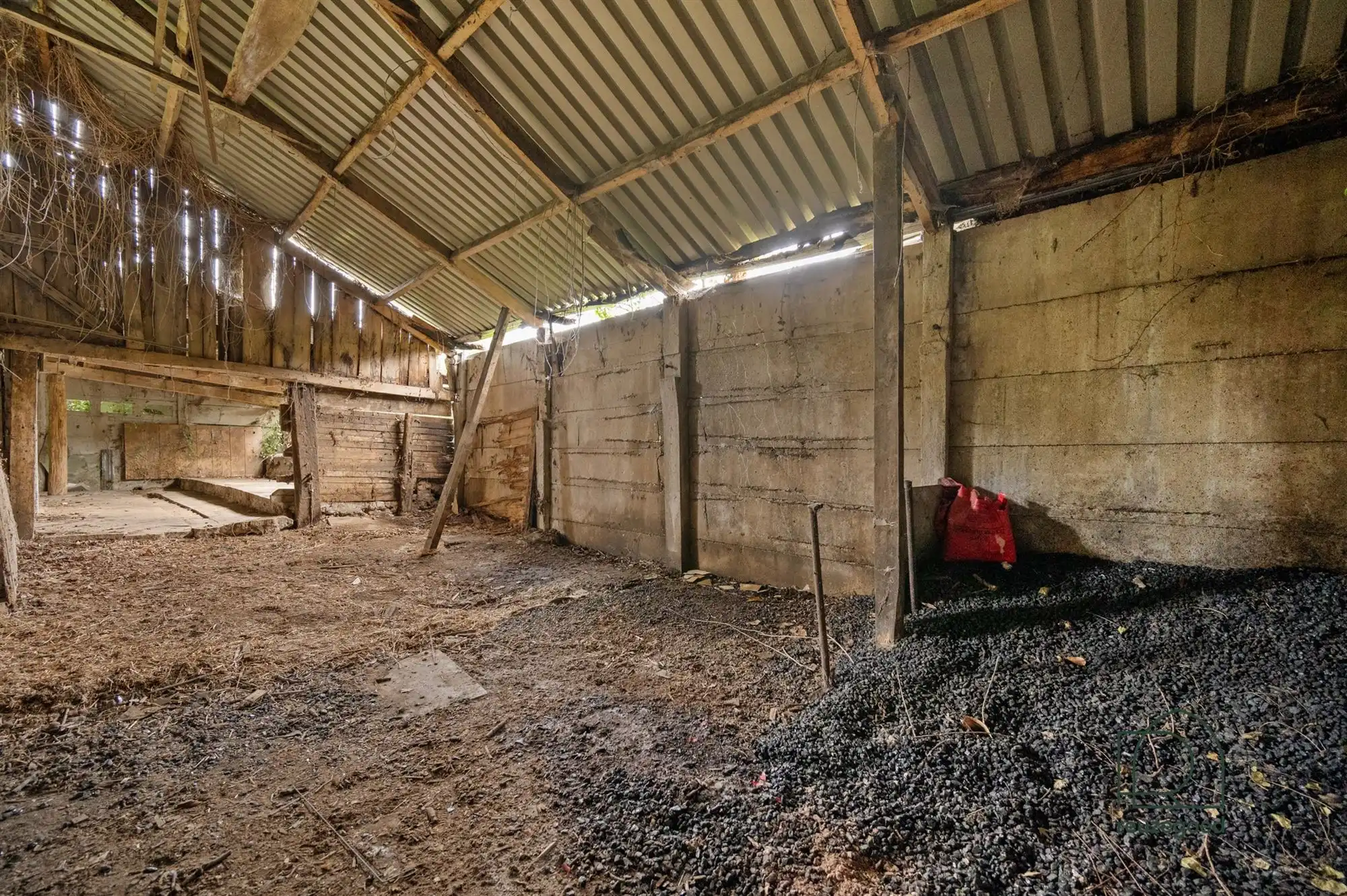 Ruime woning met authentieke charme, bijgebouwen en tal van mogelijkheden in Hombeek foto 28