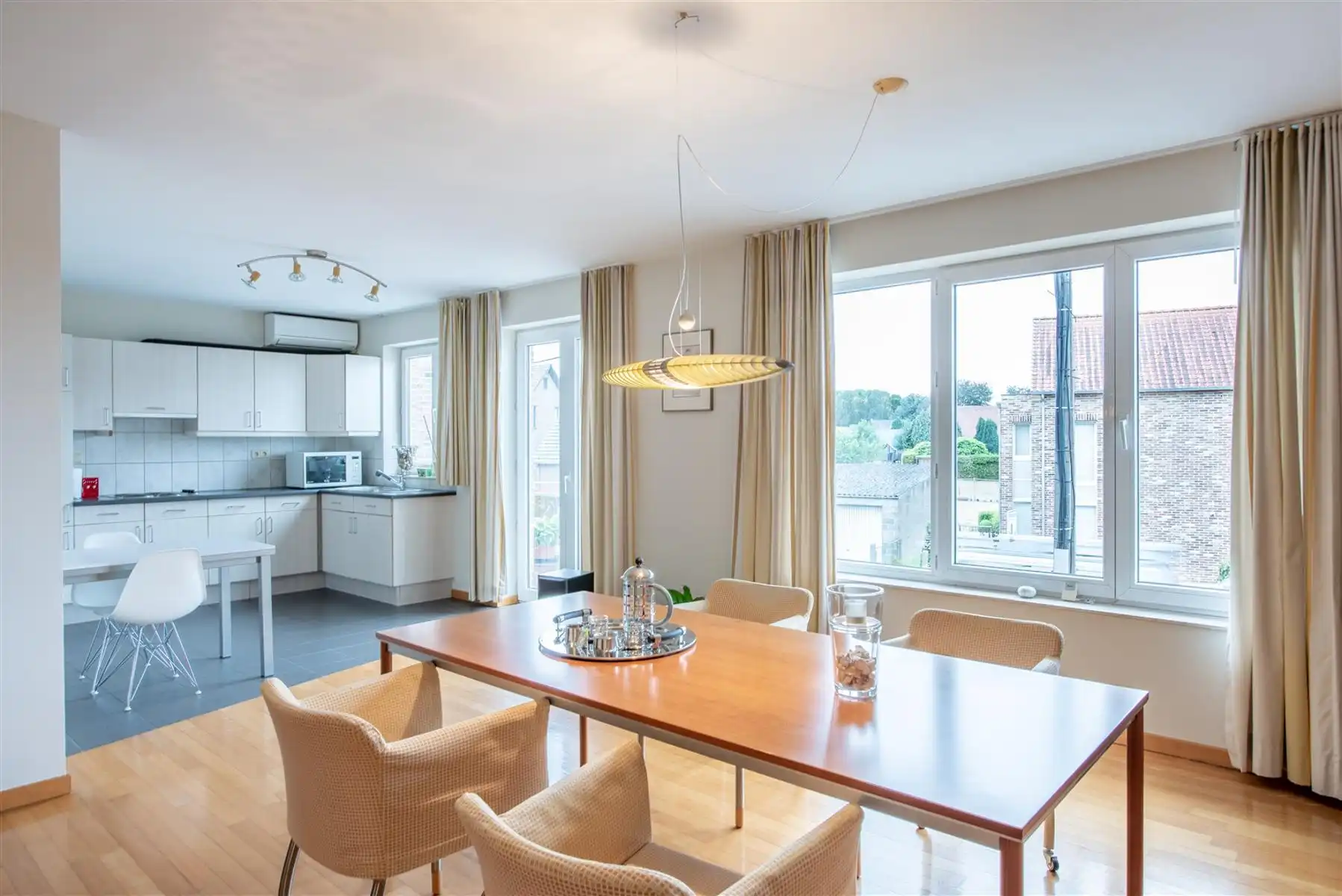 Ruim 2-slaapkamerappartement vlakbij Maastricht foto 6