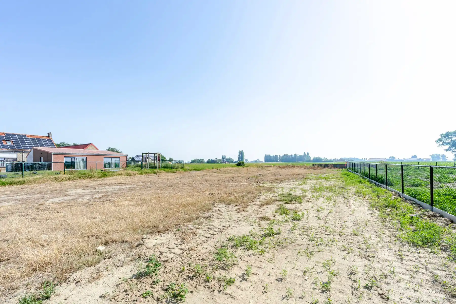 Ruime bouwgrond in Alveringem met groen vergezicht foto 2