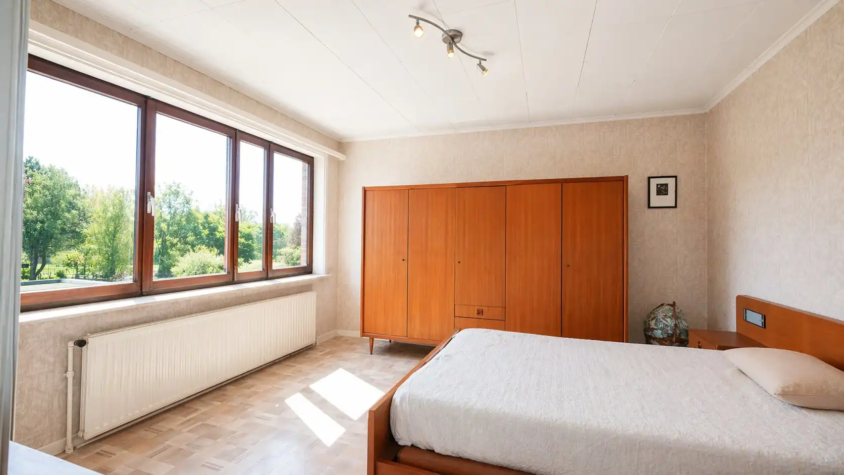 Te koop: Halfopen bebouwing met zuidgerichte tuin en garage op topligging in Waasmunster (Wareslagedreef) foto 10