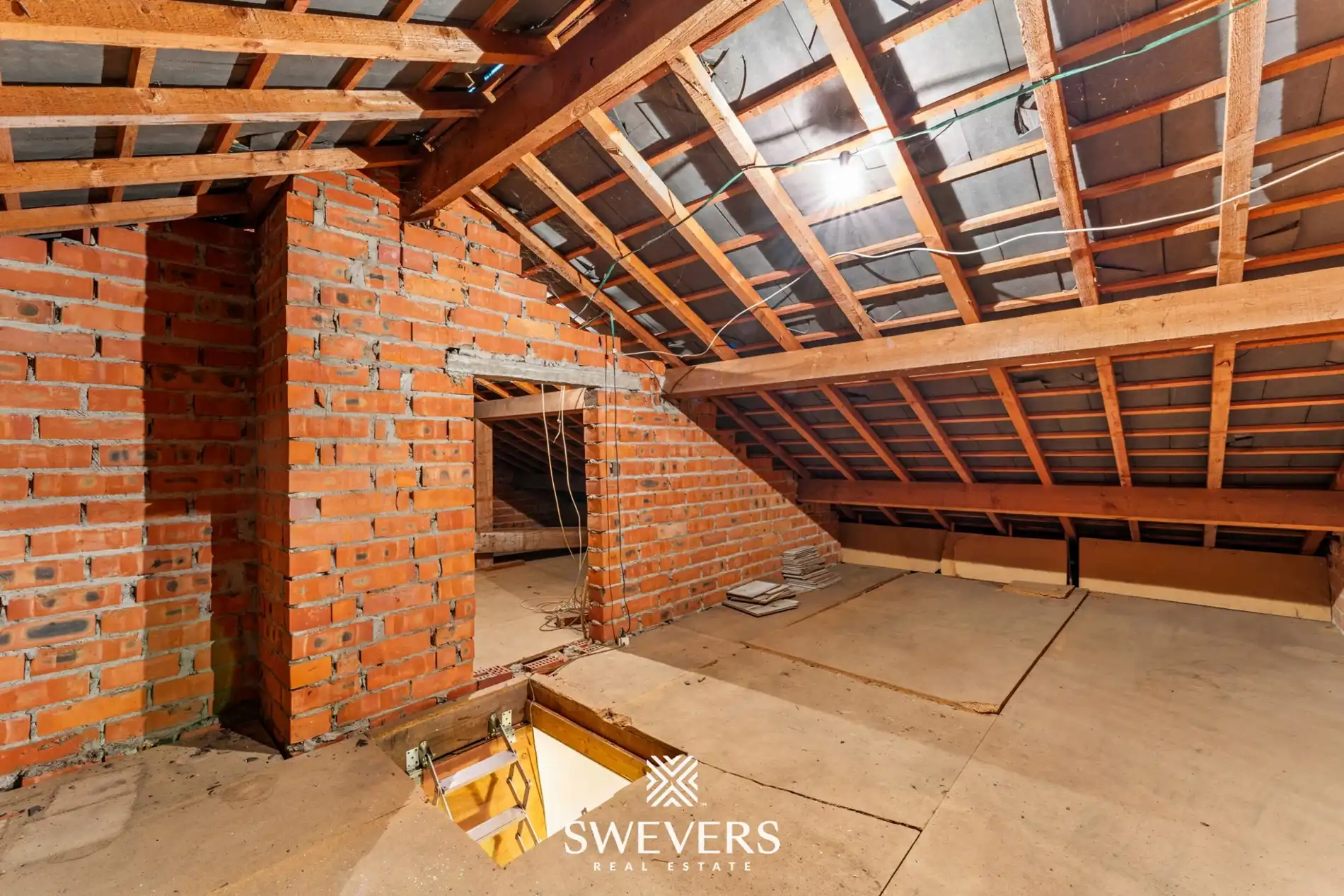 Op te frissen woning op 14a 23ca met open uitzicht foto 14