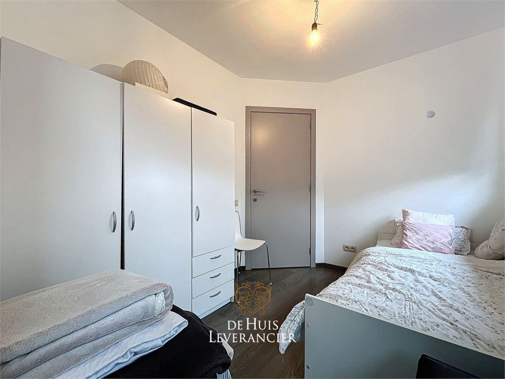 Prachtig Penthouseappartement (2 slpk) in hartje Hove te koop foto 14