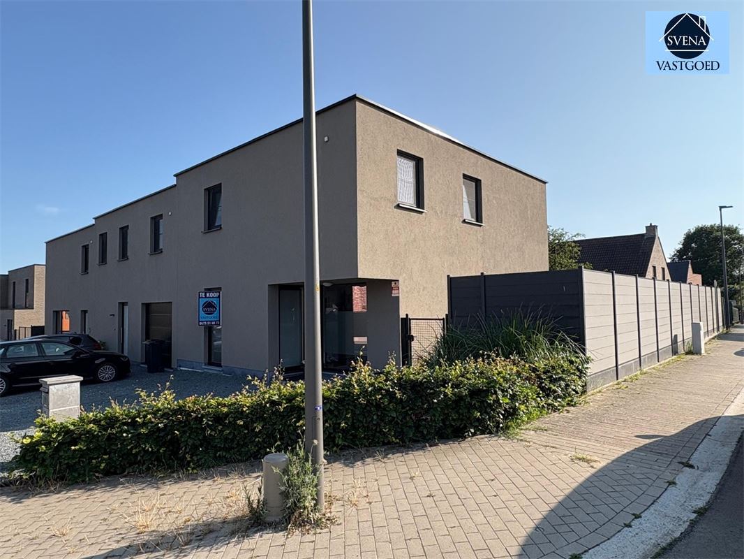BEN-WONING IN EEN KLEINSCHALIGE VERKAVELING  foto 2