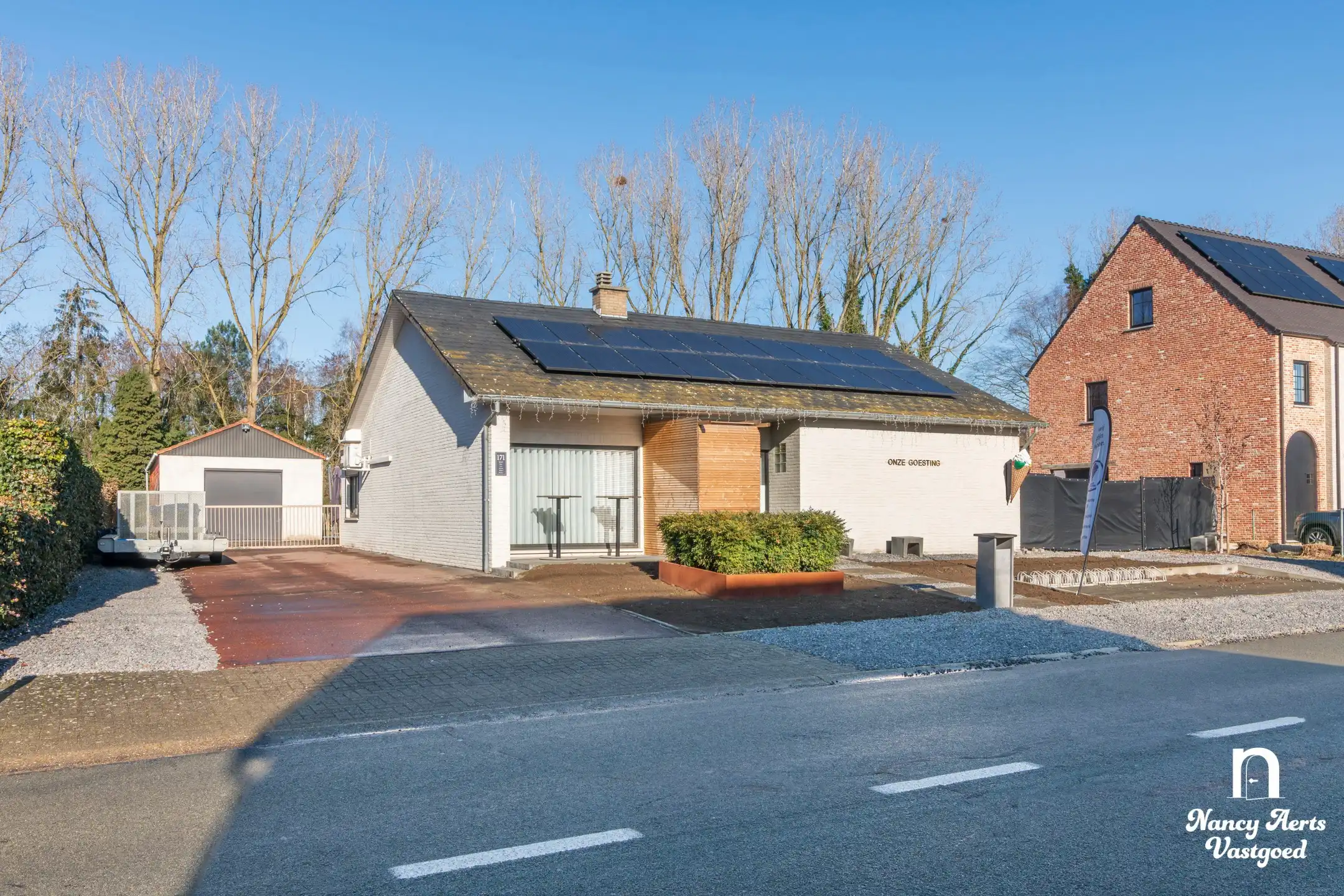 Hoofdfoto van de publicatie: Gelijkvloers wonen in alle rust, op een royaal perceel