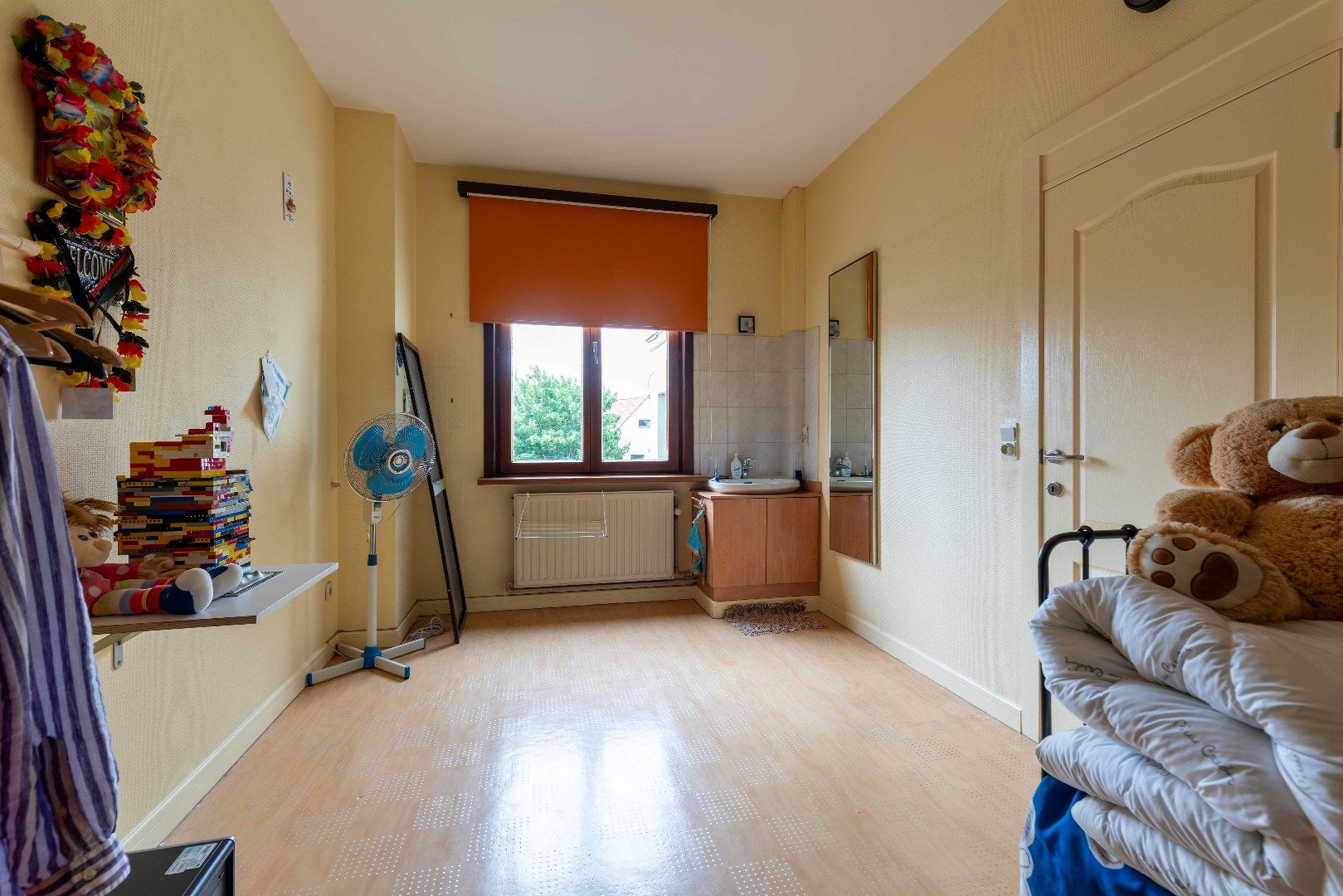 Ruime, praktische woning met grote garage, praktijk en 5 slaapkamers! foto 18