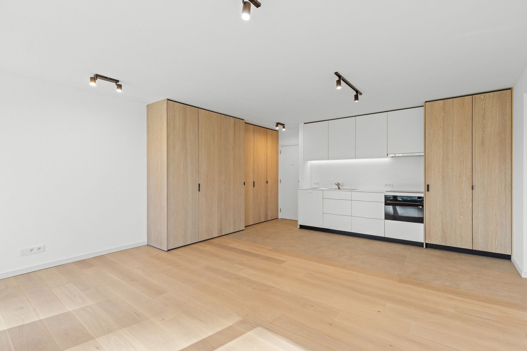 Hoogwaardig 2-slpk appartement op centrale ligging te Gent foto 2