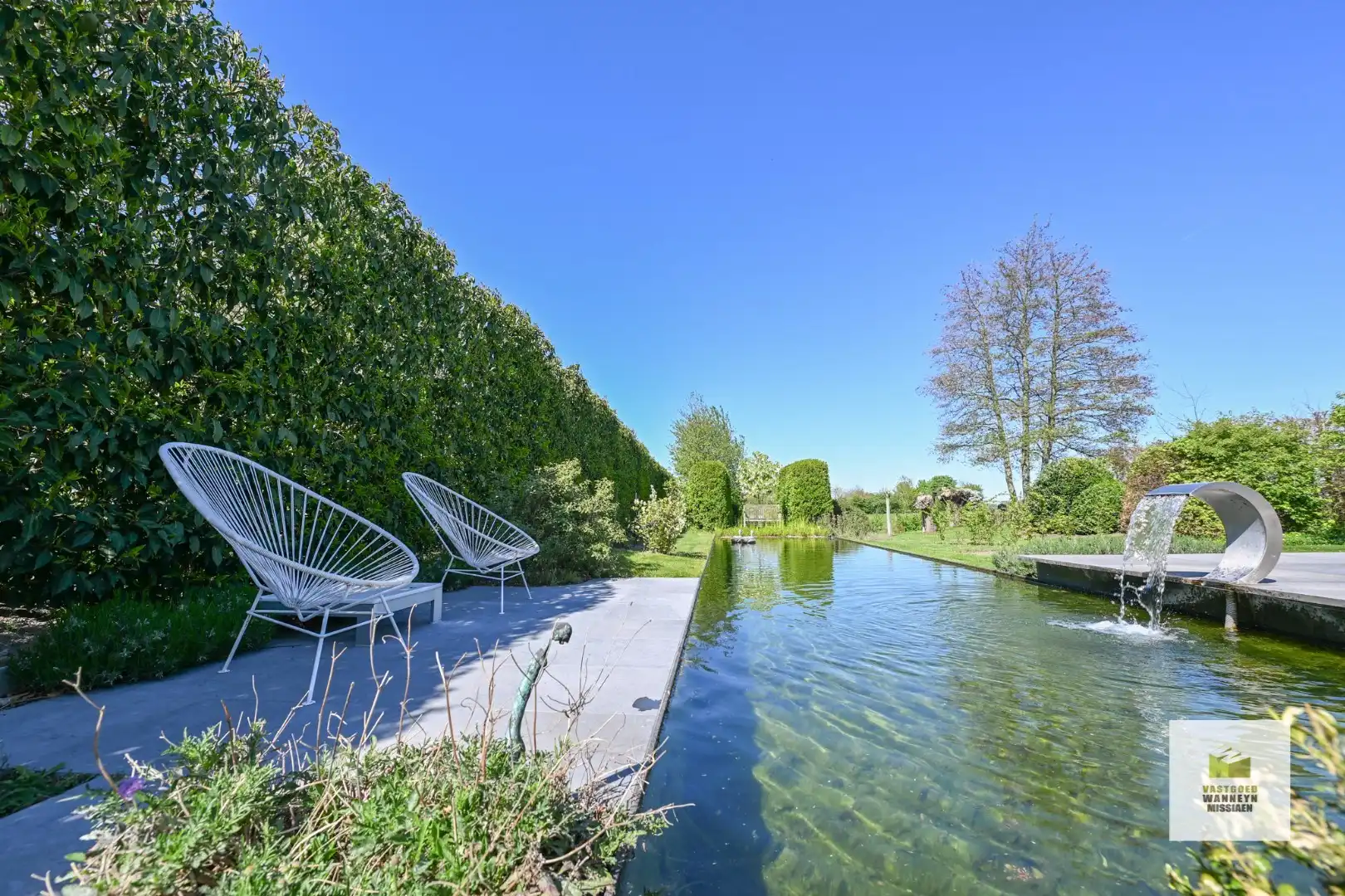 Unieke architectenwoning met hoogwaardige afwerking, landelijk vergezicht en twee kantoorruimtes foto 35