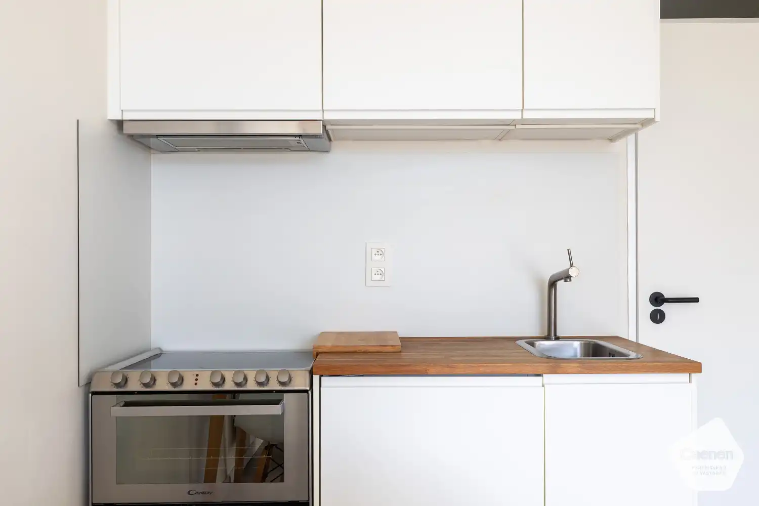 Zeer mooi gerenoveerd appartement met 1 slaapkamer én slaaphoek foto 6