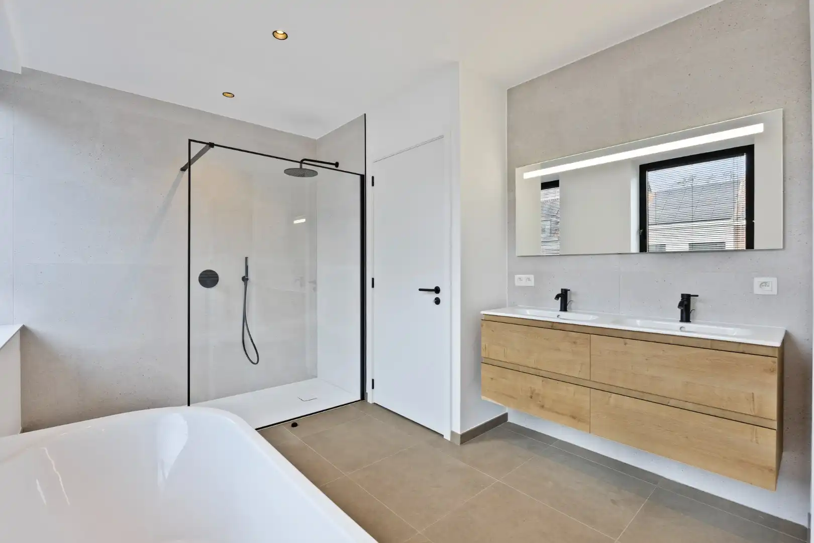 Totaal gerenoveerde woning met 3 slaapkamers, 2 badkamers, tuin en terras in Kessel-Lo! – EPC 14 kWh/m² - bewoonbare opp. 152 m² foto 16