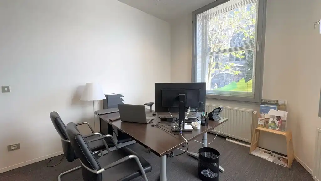 Commercieel kantoor te huur in centrum Gent foto 9