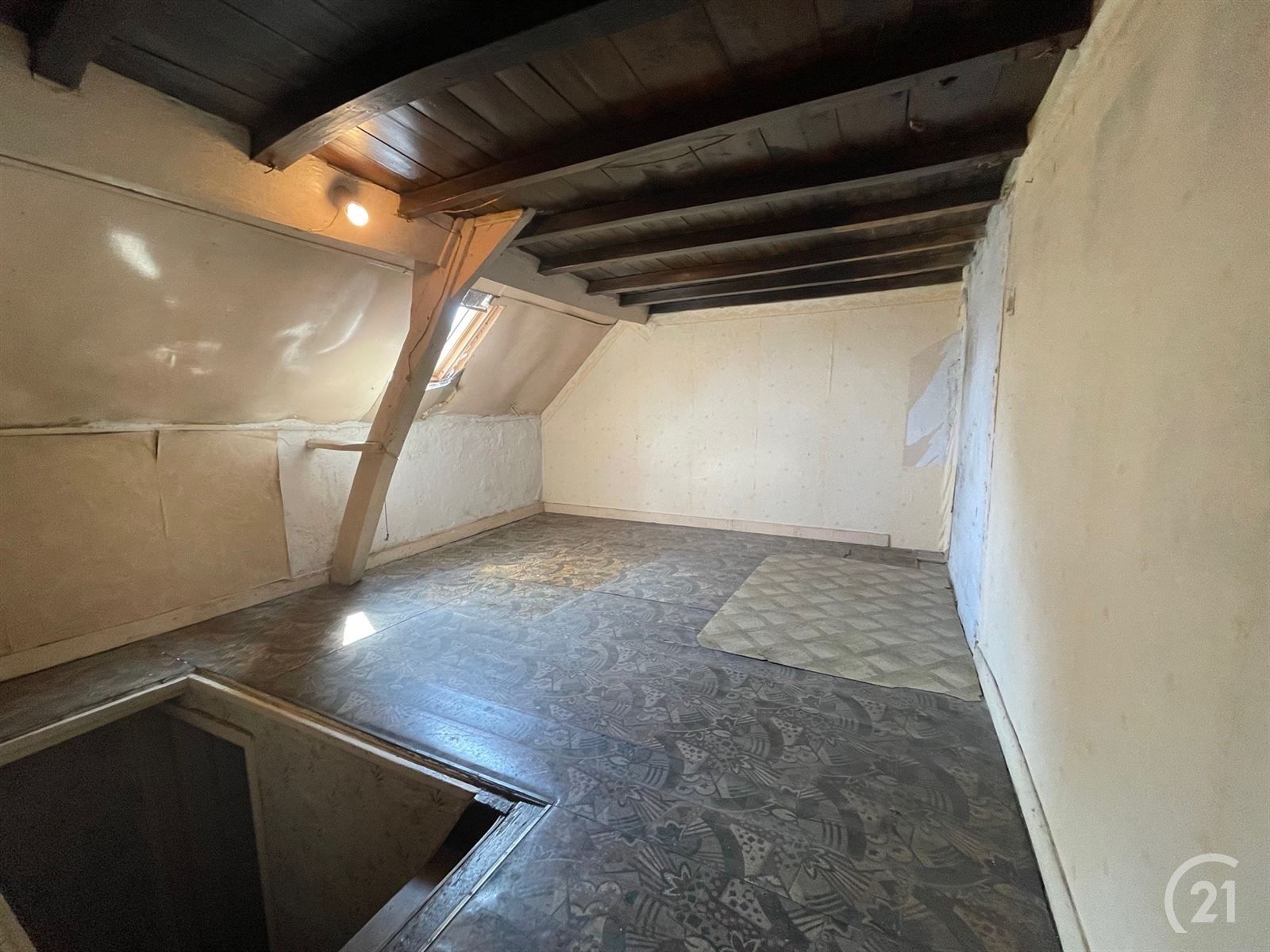 Te renoveren 3 gevelwoning met stallen en tuin op 17are22 foto 13