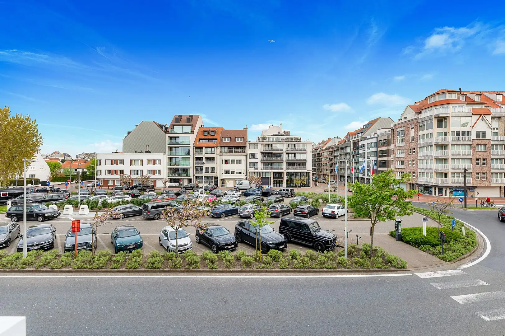 Elizabetlaan 118 – Lichtrijk 2-slaapkamer appartement met open zicht over het Abraham Hansplein. foto 18