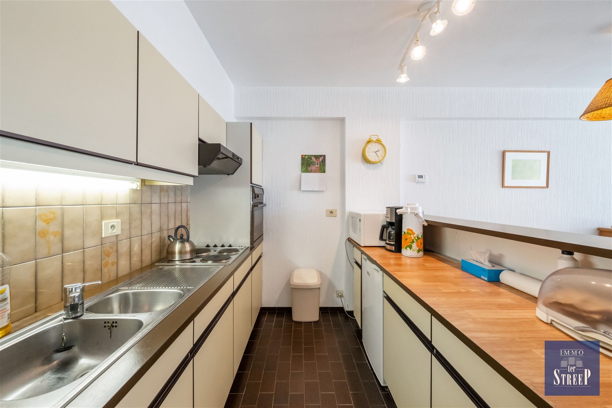 Appartement met 2 slaapkamers op de zeedijk foto 8