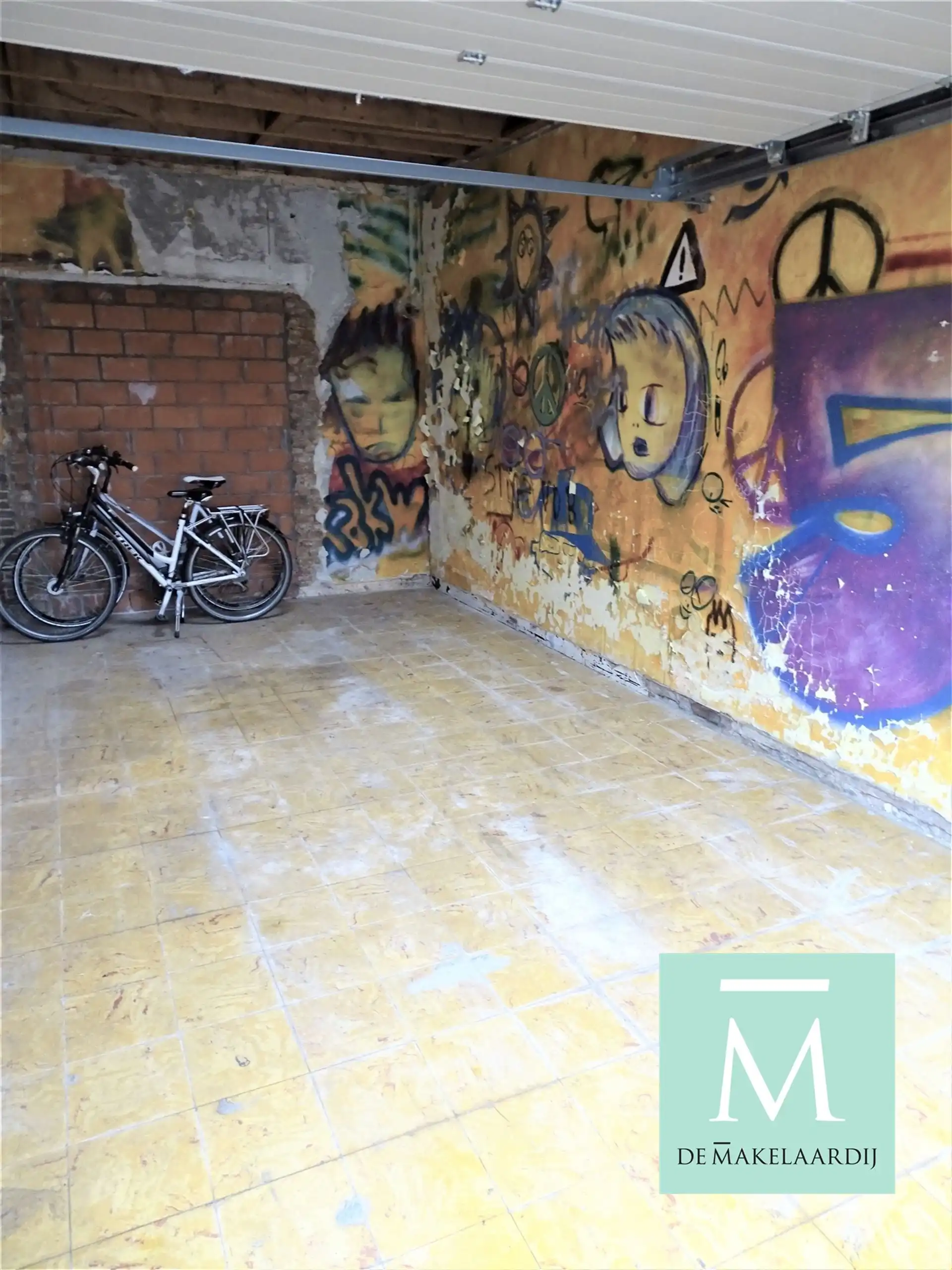 Ruim appartement in karaktervol herenhuis foto 10