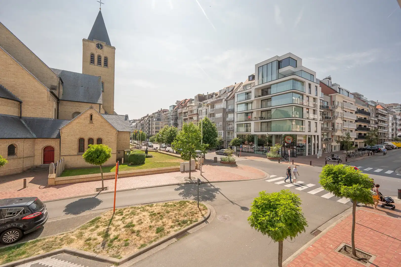 Magnifiek gerenoveerd appartement van 150 m², op enkele passen van het Van Bunnenplein. foto 2