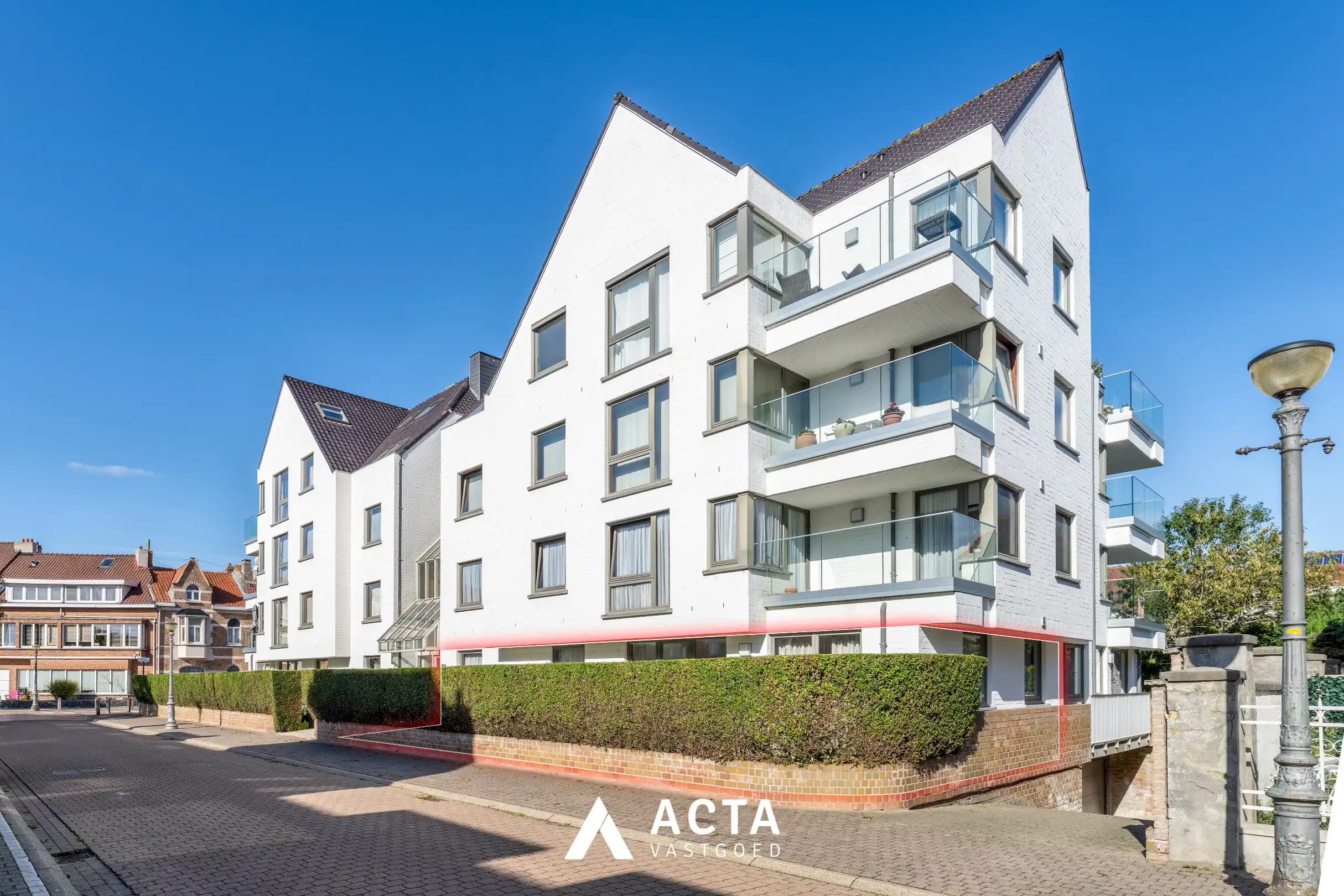 Gelijkvloers 3-slpk-appartement+tuin in Mariakerke foto 2