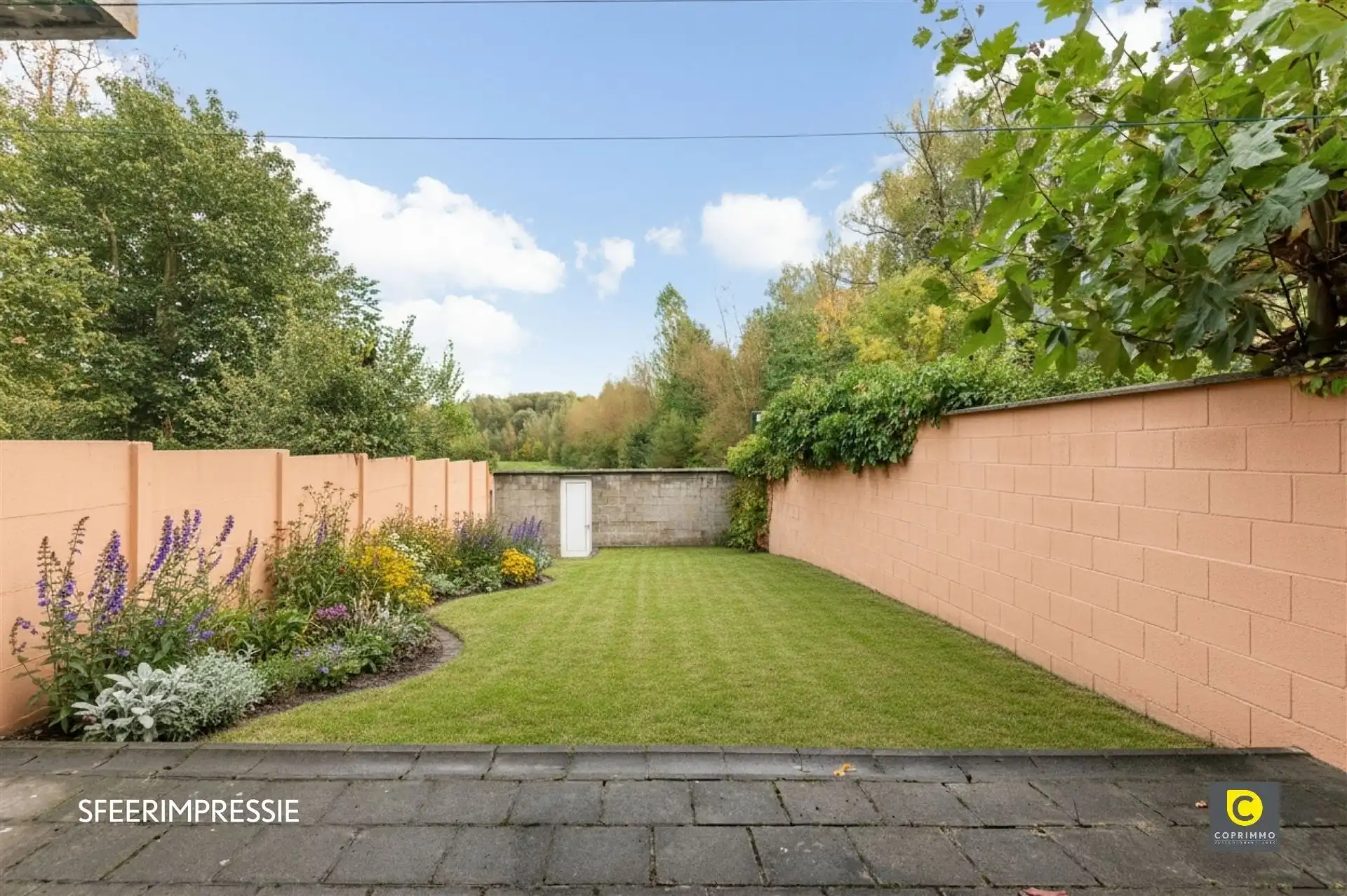 Ruime woning met potentieel foto 7