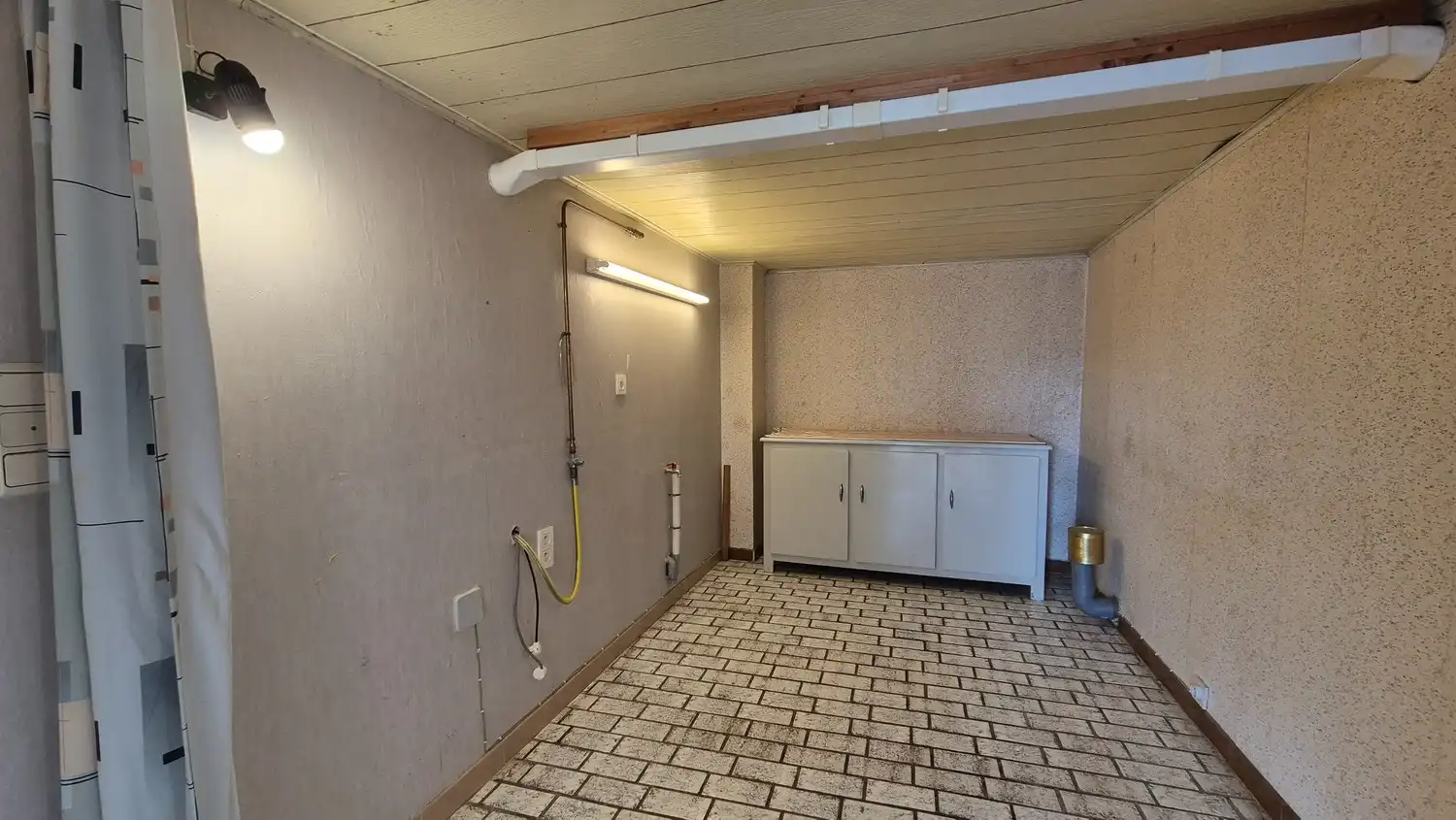 Karaktervolle woning met potentieel op topligging in Sint-Pieters-Rode foto 9