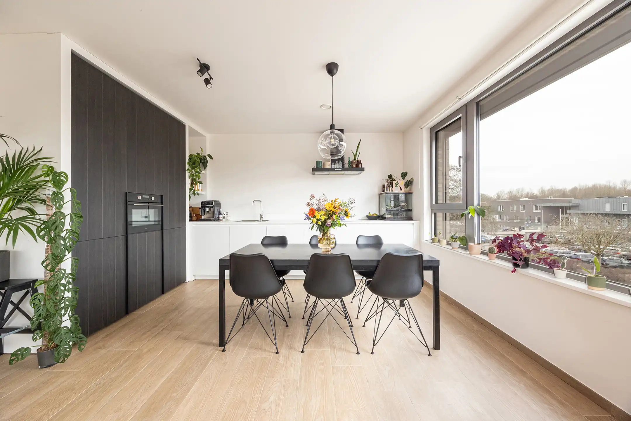 Recent 2-slaapkamerappartement met terras en autostaanplaats foto 2