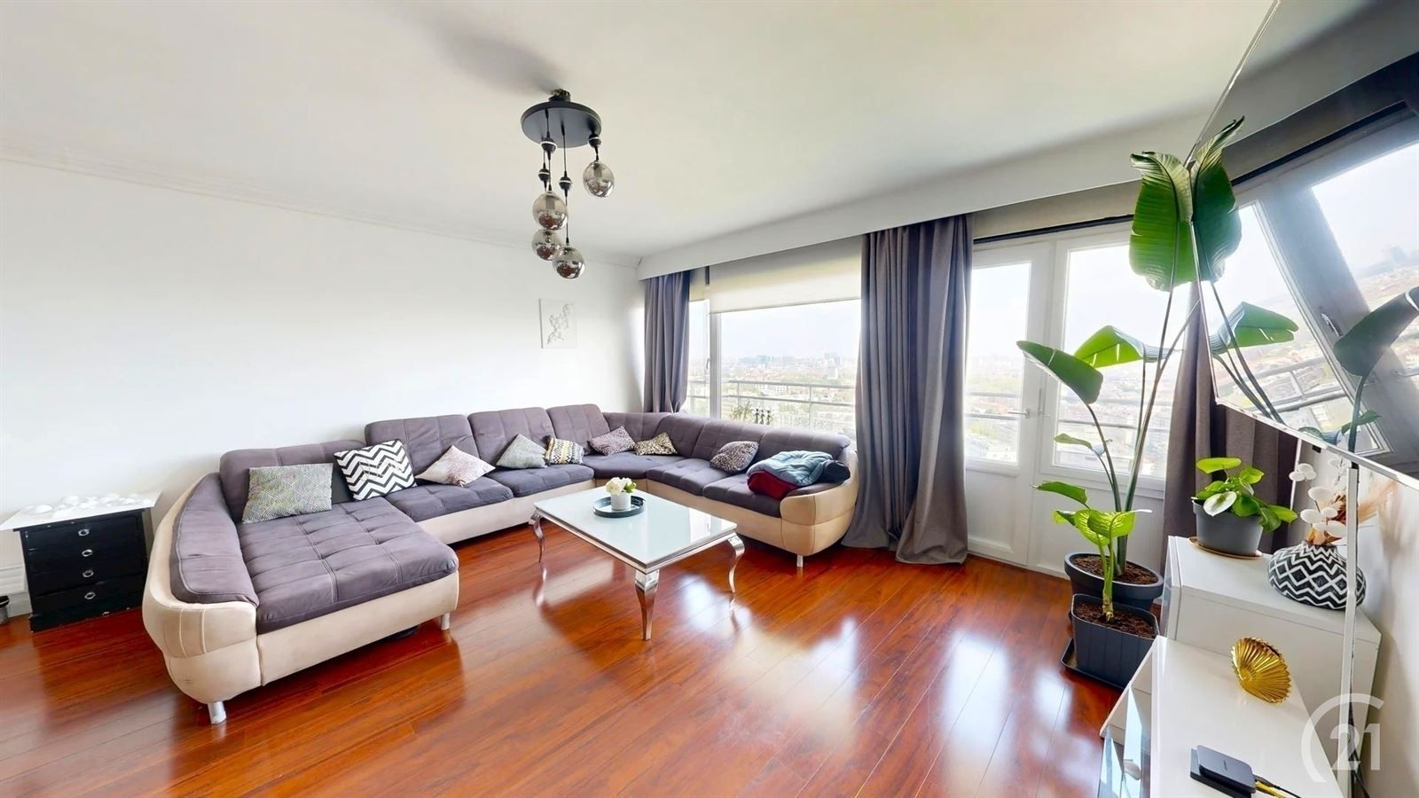 Lichtrijk appartement met terrassen en adembenemend zicht foto 2
