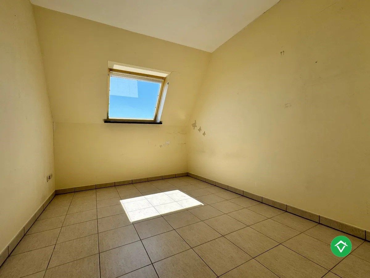 Appartement met 3 slaapkamers en garage te Houthulst  foto 20