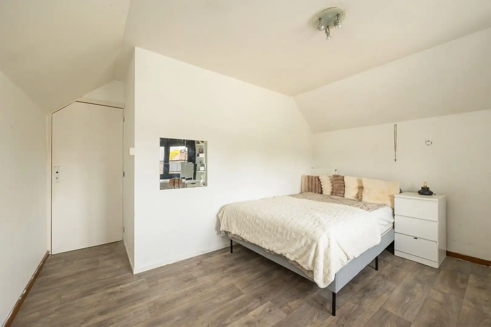     Charmante woning met 5 slaapkamers en westgerichte tuin foto 18