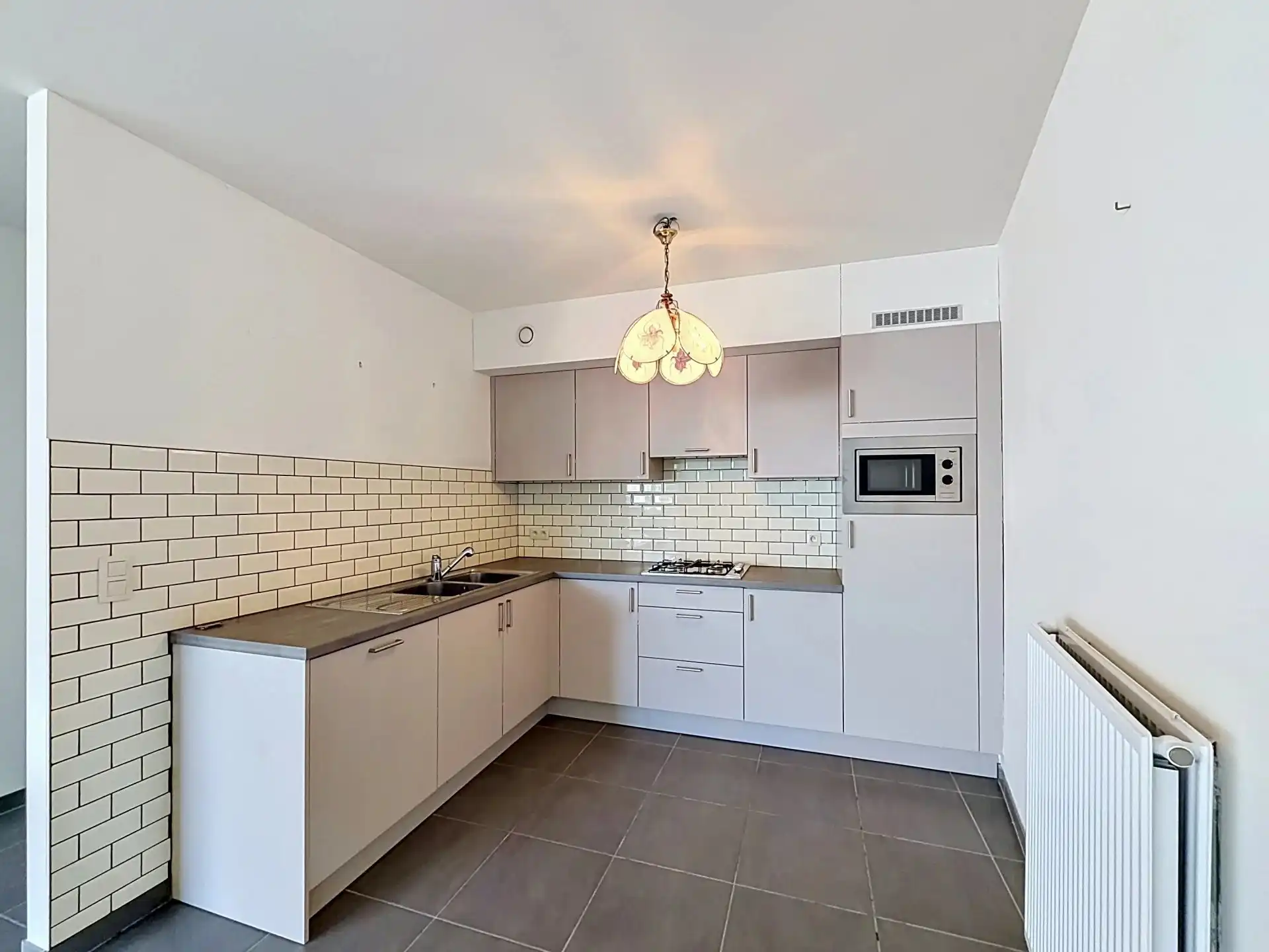 Ruim energiezuinig en verzorgd appartement met 2 slaapkamers en terras. foto 8