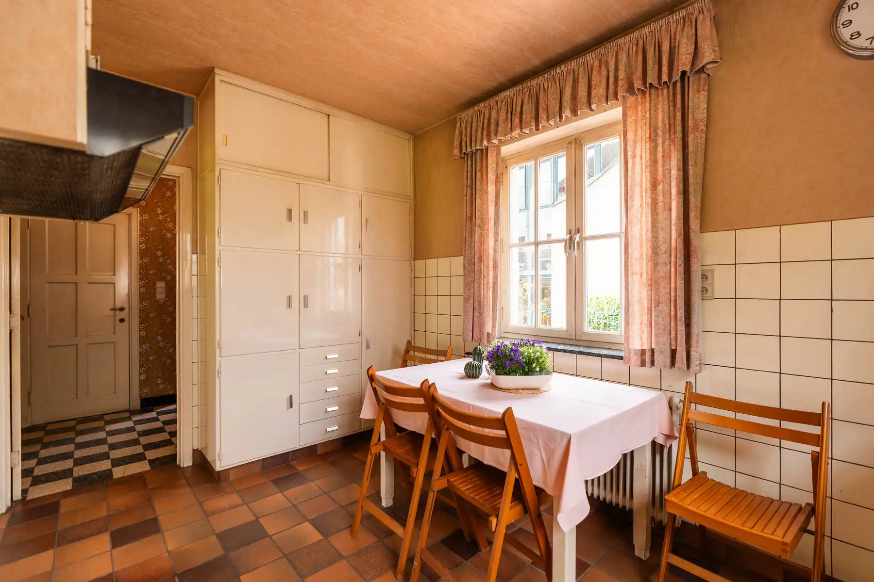 Ruime, charmante woning op een prachtig groen perceel foto 10