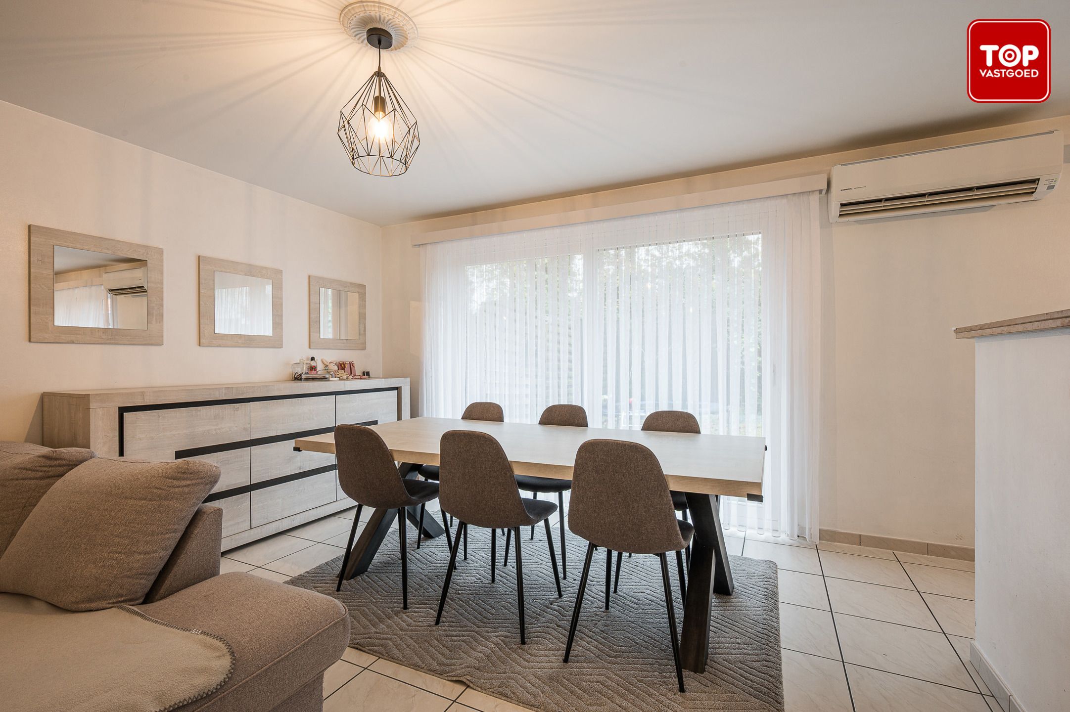 Instapklare woning met 3 slaapkamers in een rustige straat foto 8