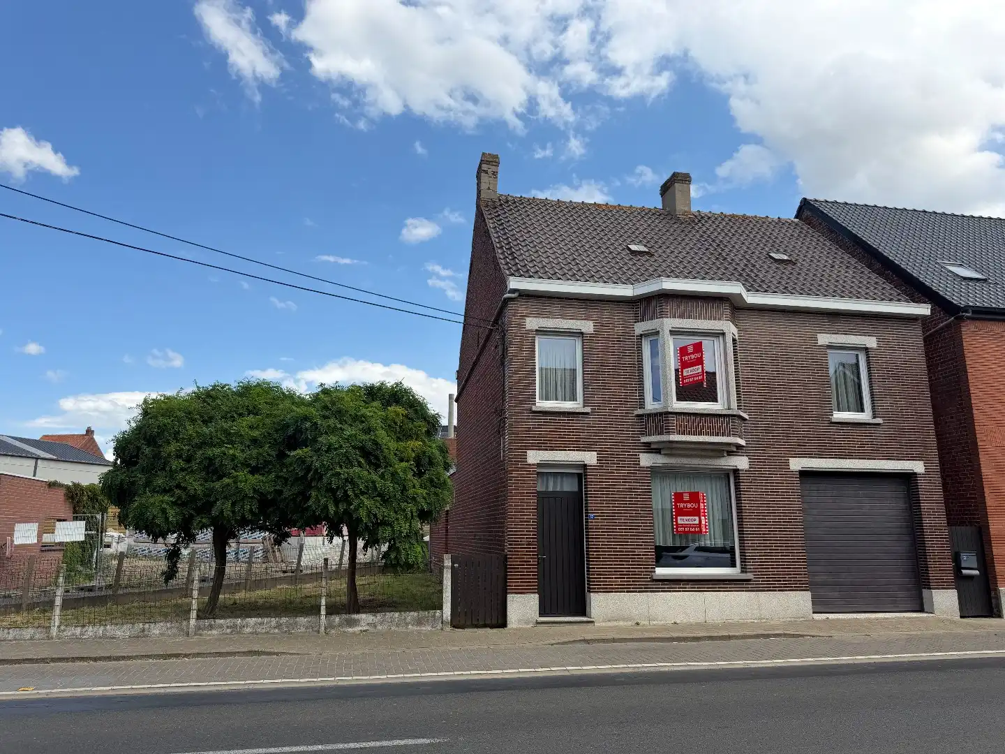 Hoofdfoto van de publicatie: Ruime vrijstaande woning met grote garage op een boogscheut van het Centrum