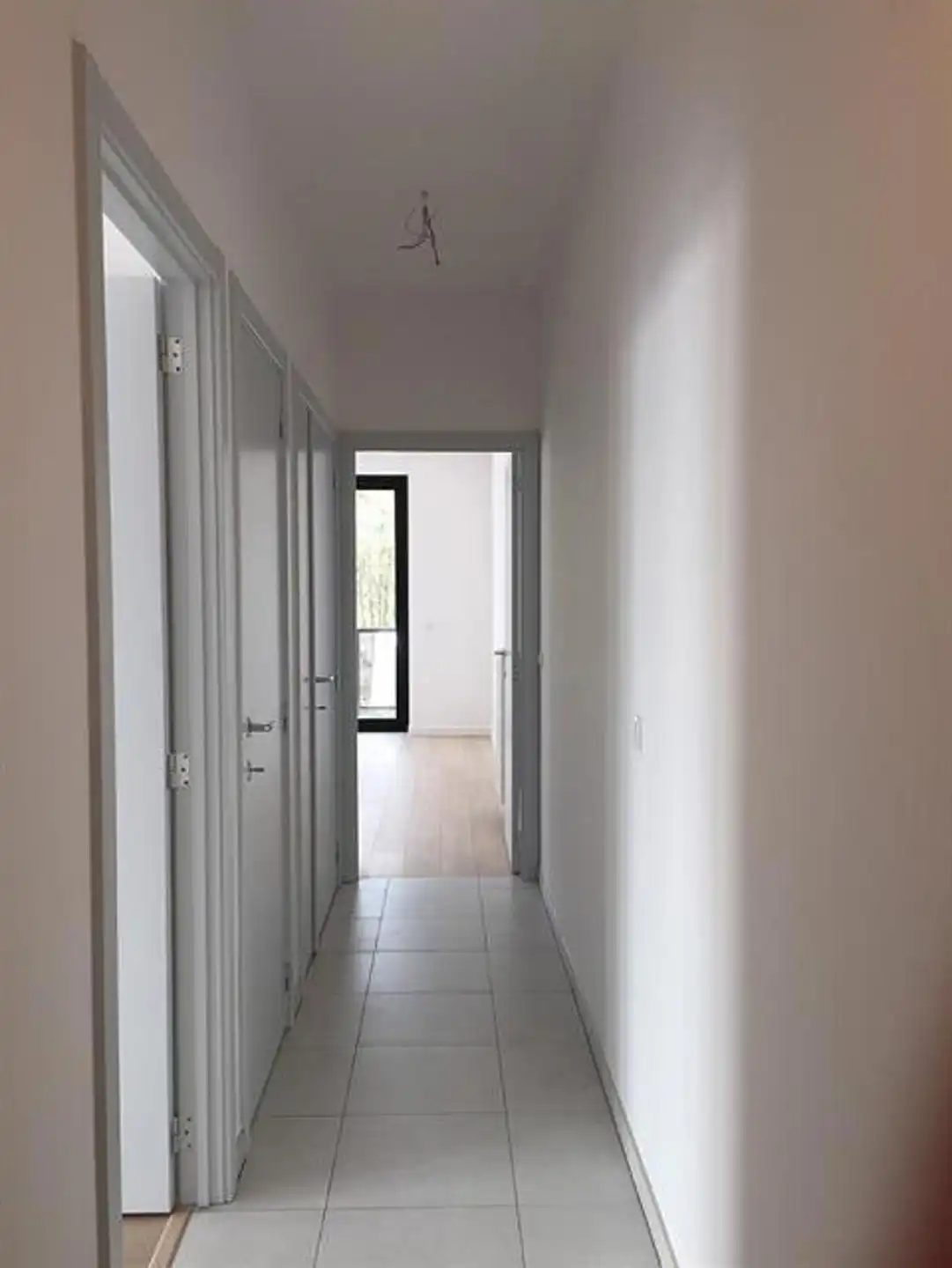 1 slaapkamer appartement van ± 70m² + zuidterras foto 6
