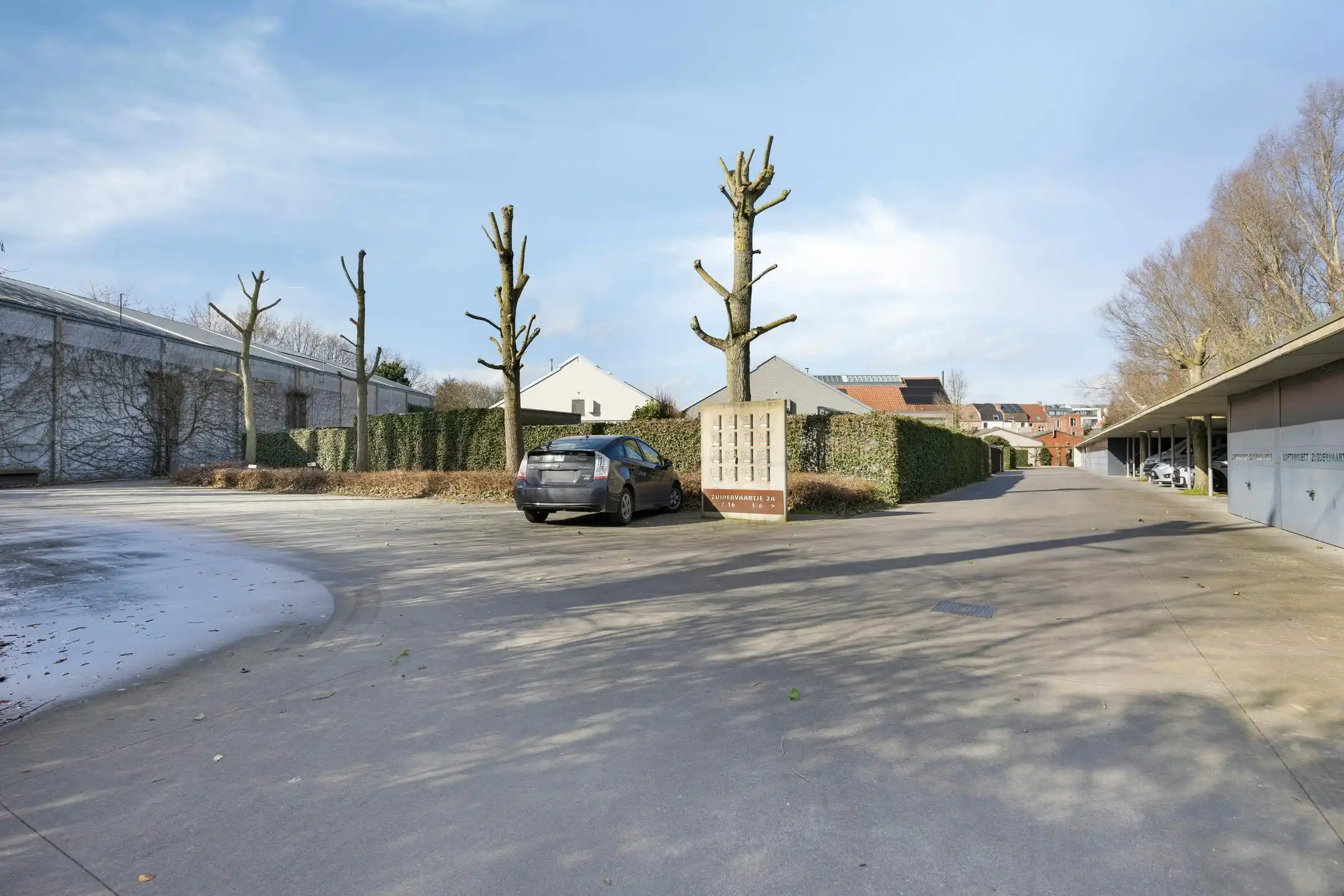Unieke loft met binnentuin en parking te Sint-Kruis (Brugge) foto 18