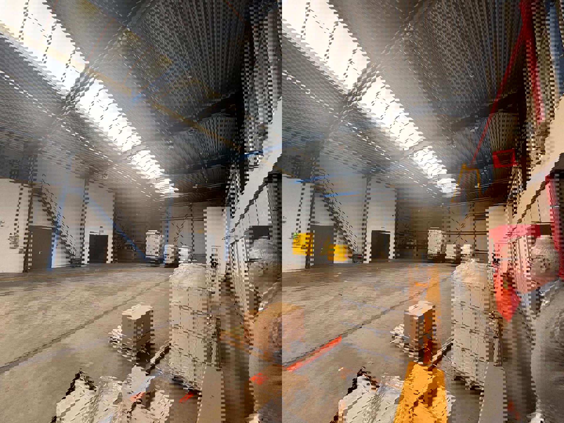 Bedrijfsgebouw te koop op toplocatie in Wommelgem foto 3