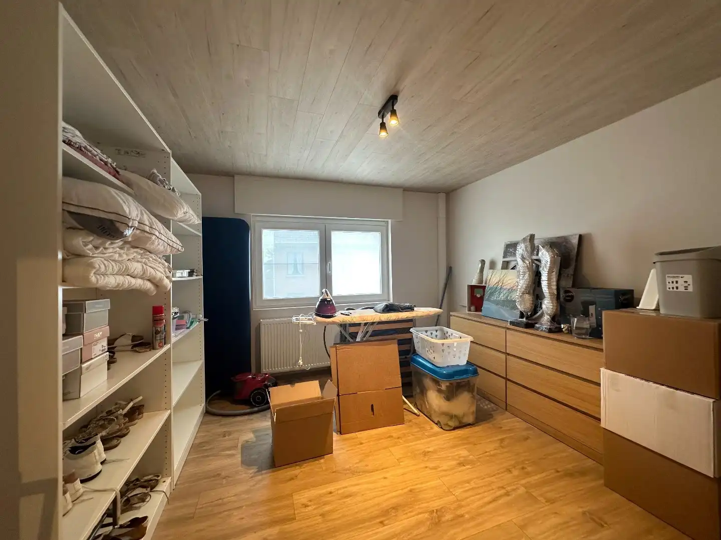 Verrassend ruime woning met 3 ruime slaapkamers en garage foto 8