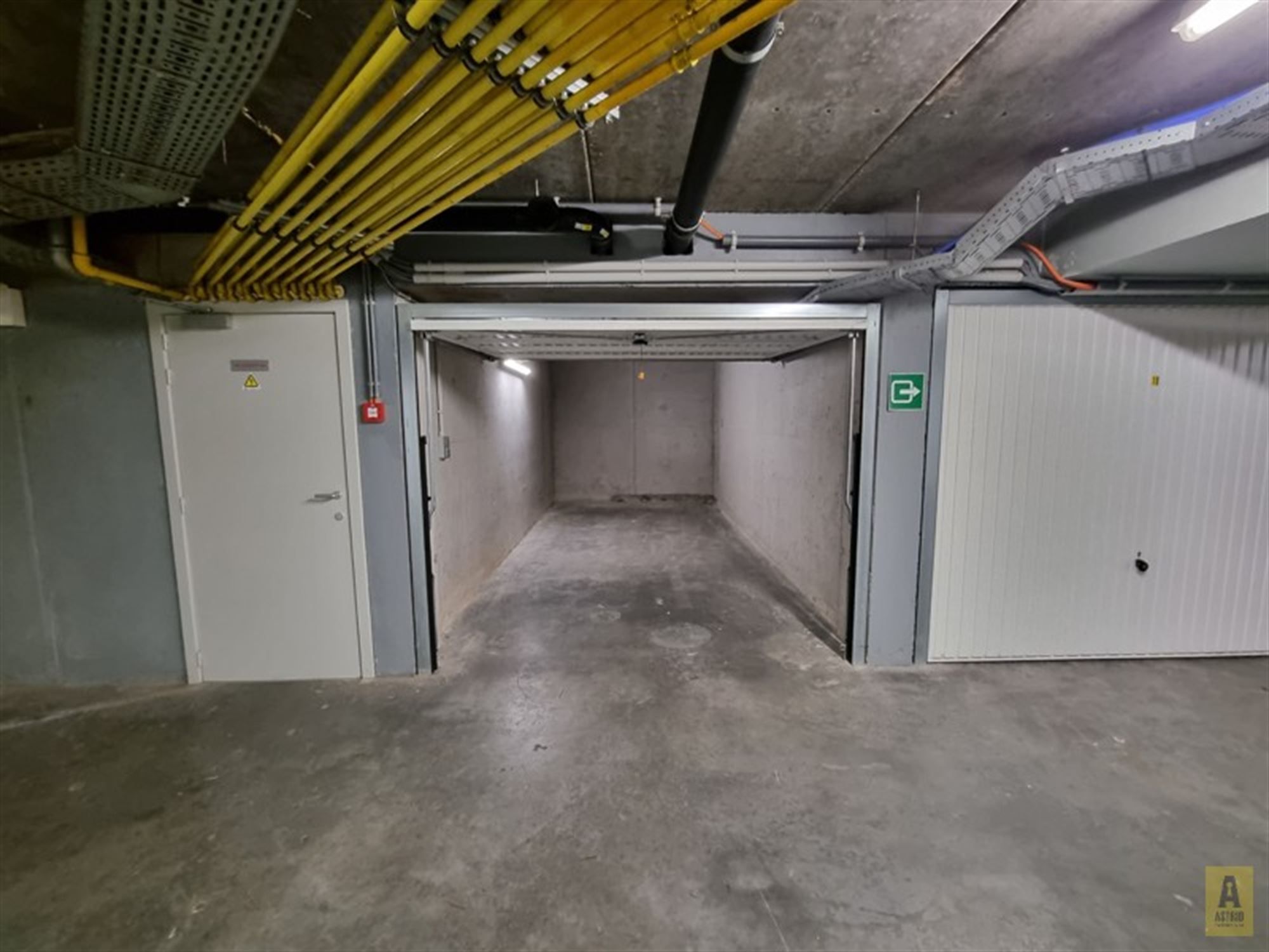 Ondergrondse garagebox in centrum Bredene-Duinen foto 2