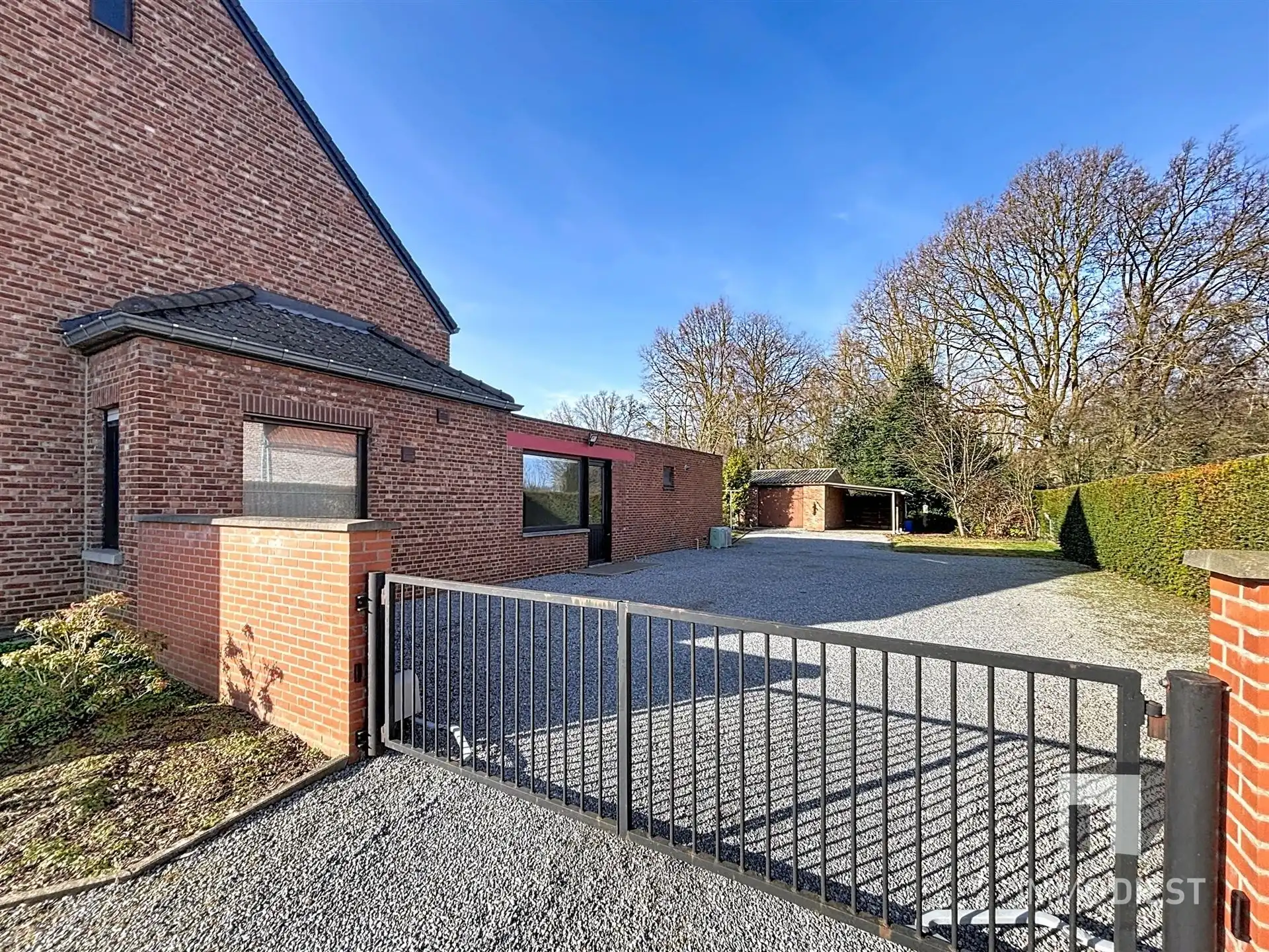 Charmante woning op 15,85are op uitstekende locatie foto 4