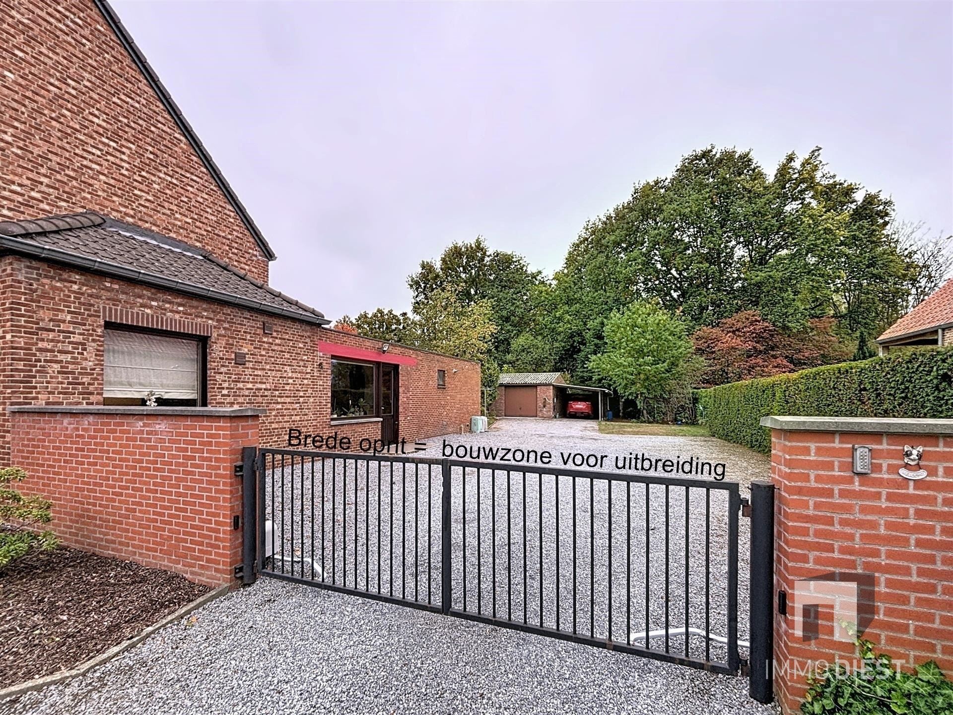 Charmante woning op 15,85are op uitstekende locatie foto 4