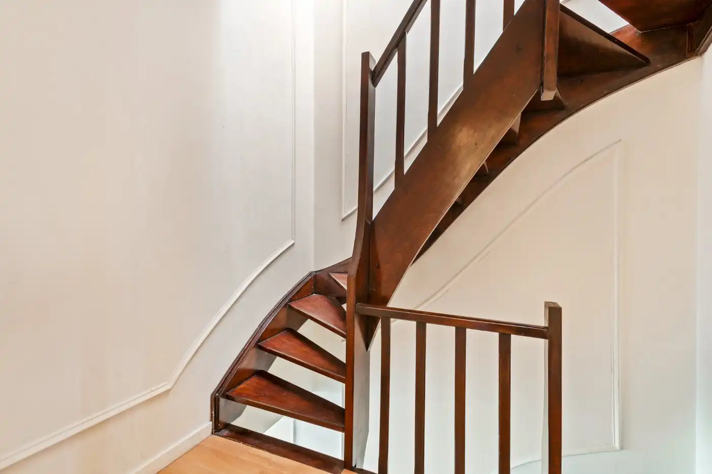 Op te frissen woning met 3 slpk., inpandige garage en west-tuin foto 12